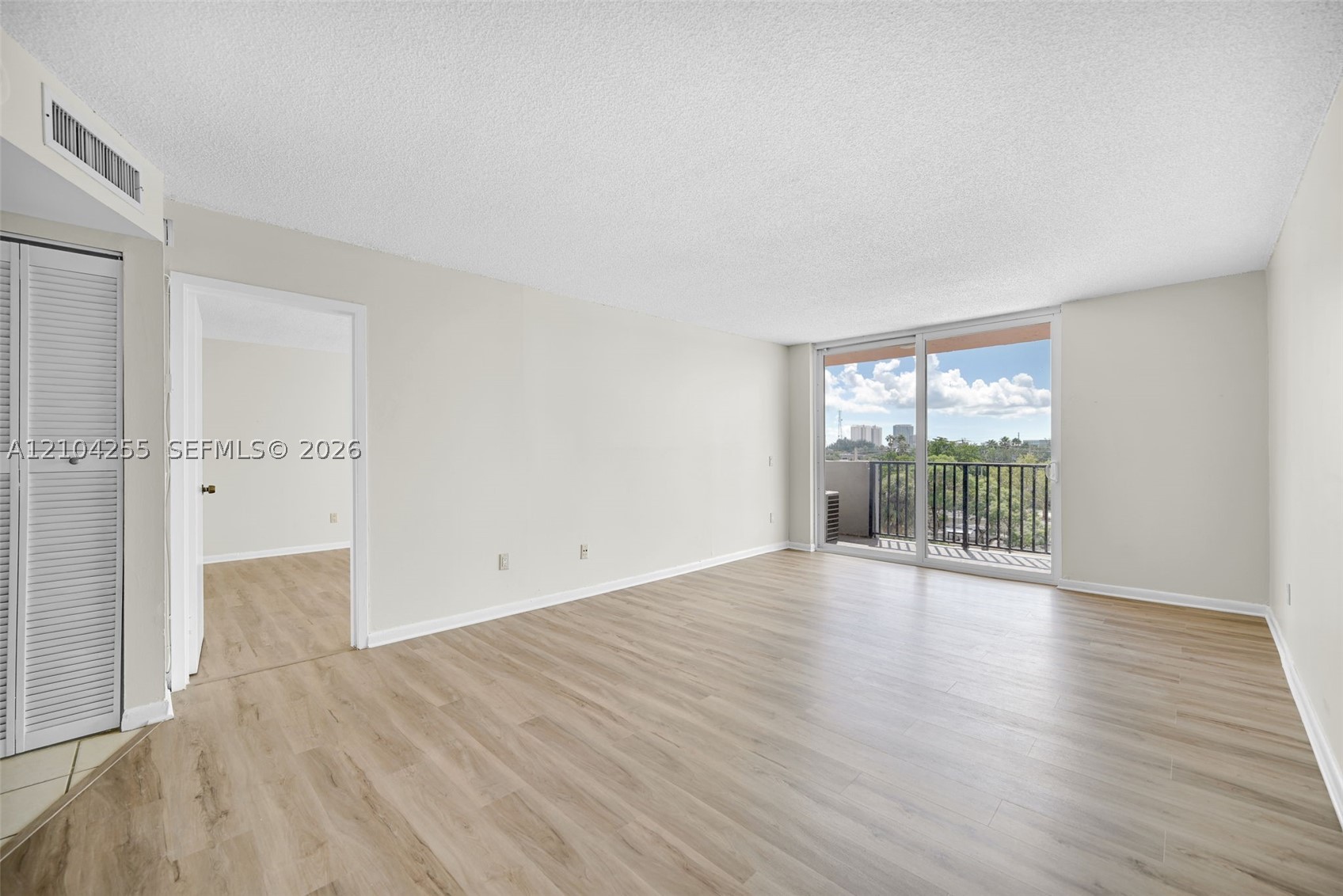 North Miami Beach photo 5