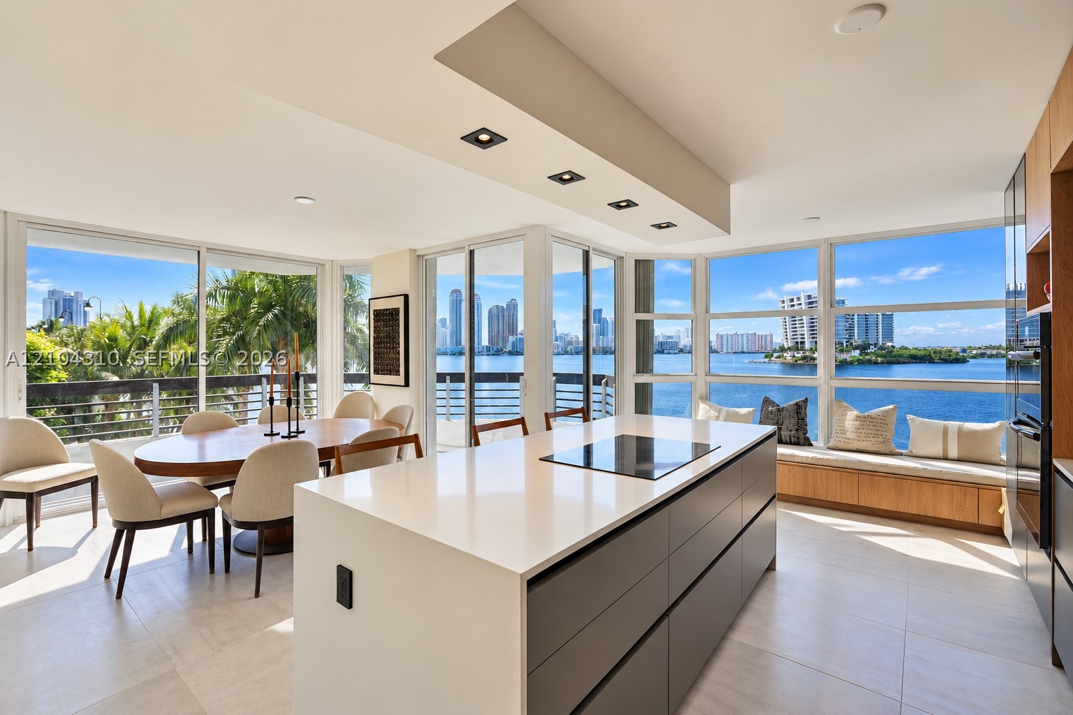 Aventura photo 3