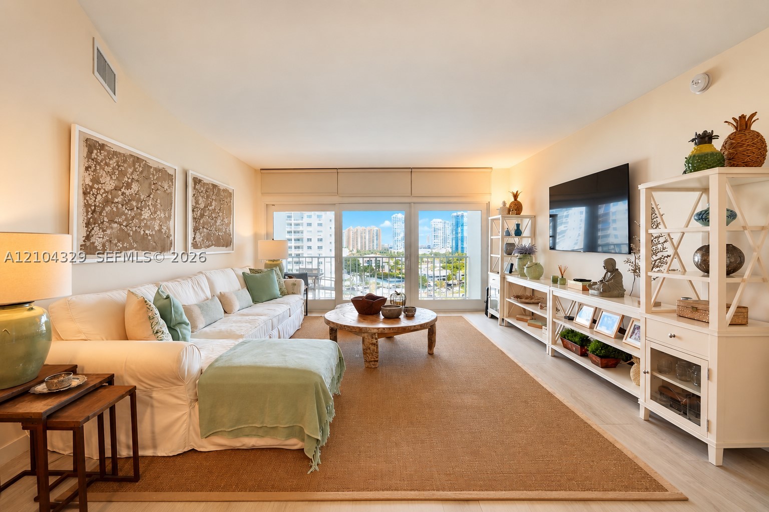 Sunny Isles Beach photo 2