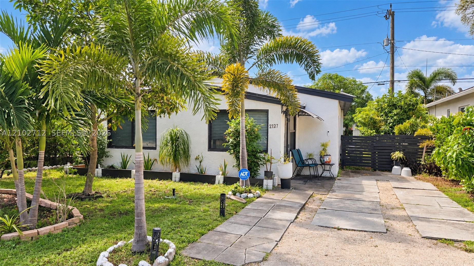 Wilton Manors photo 5