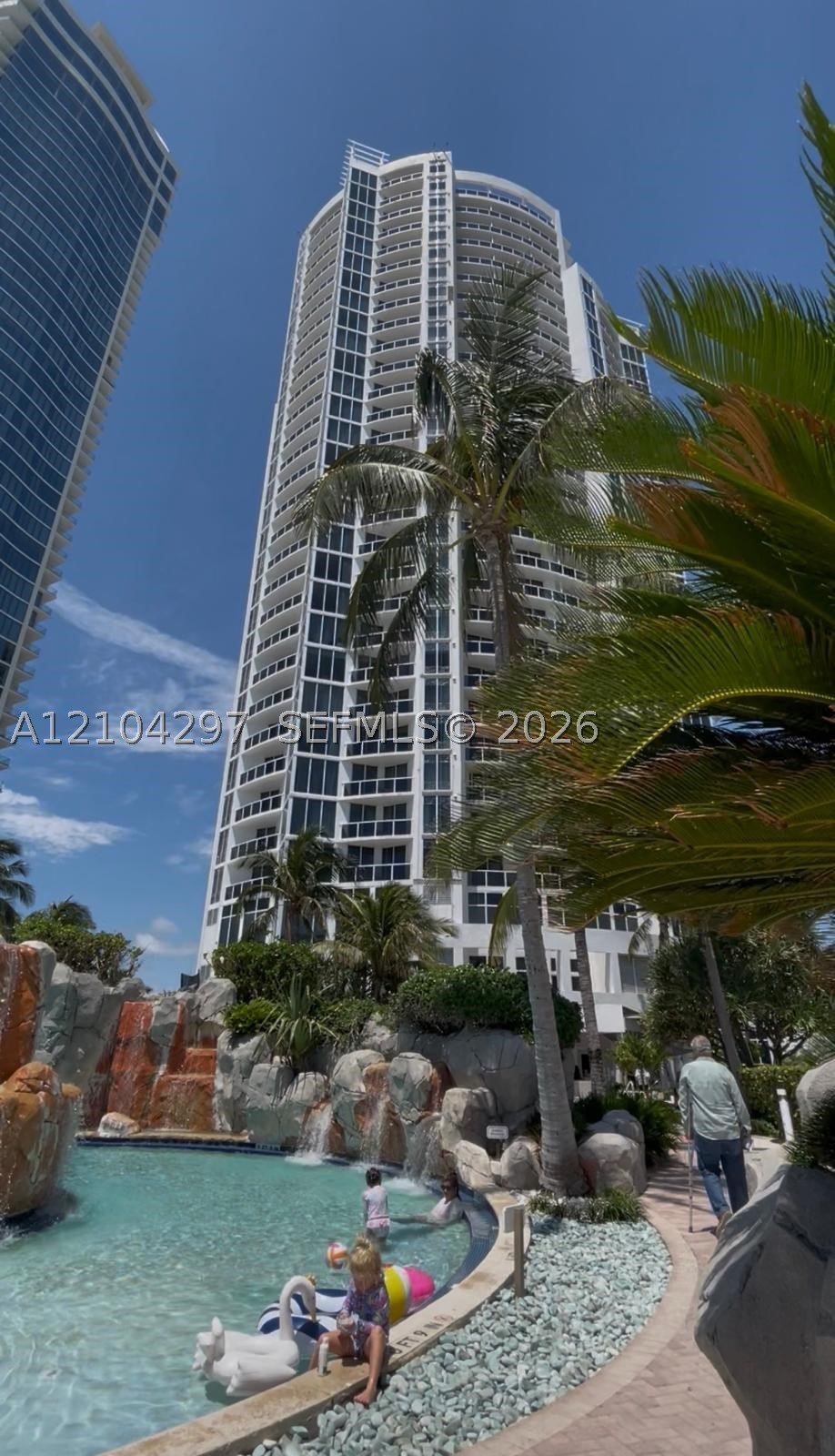 Sunny Isles Beach photo 2