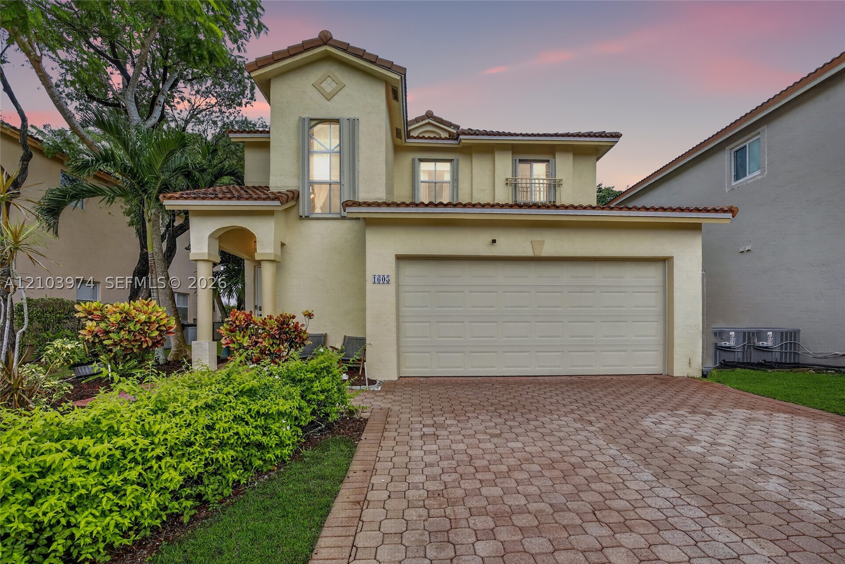 Pembroke Pines photo 1
