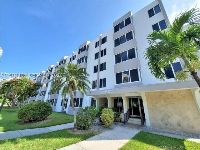 Sunny Isles Beach