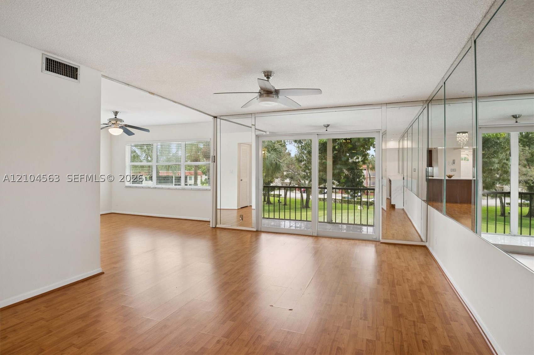 Pembroke Pines photo 4