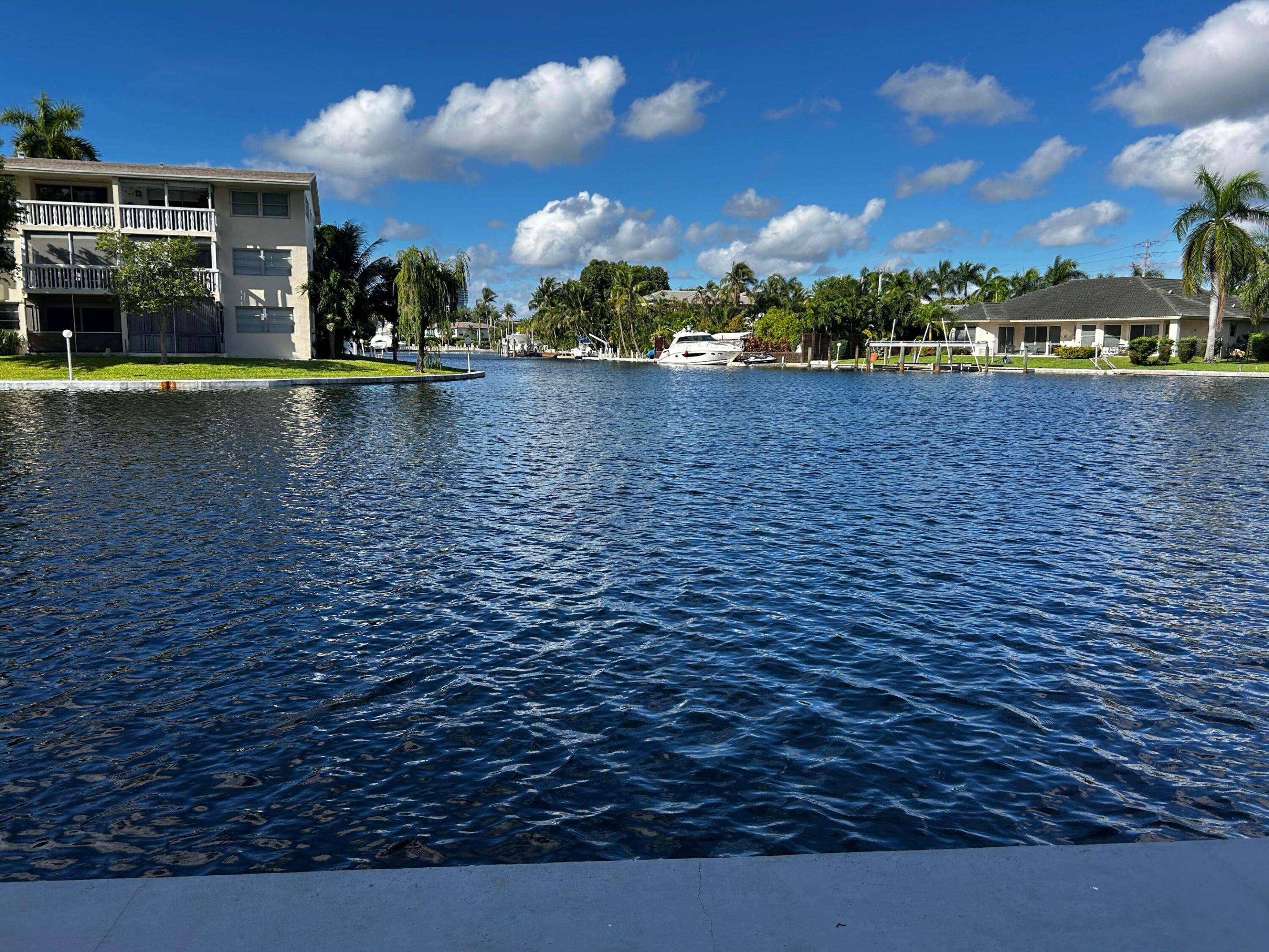Hallandale Beach photo 2