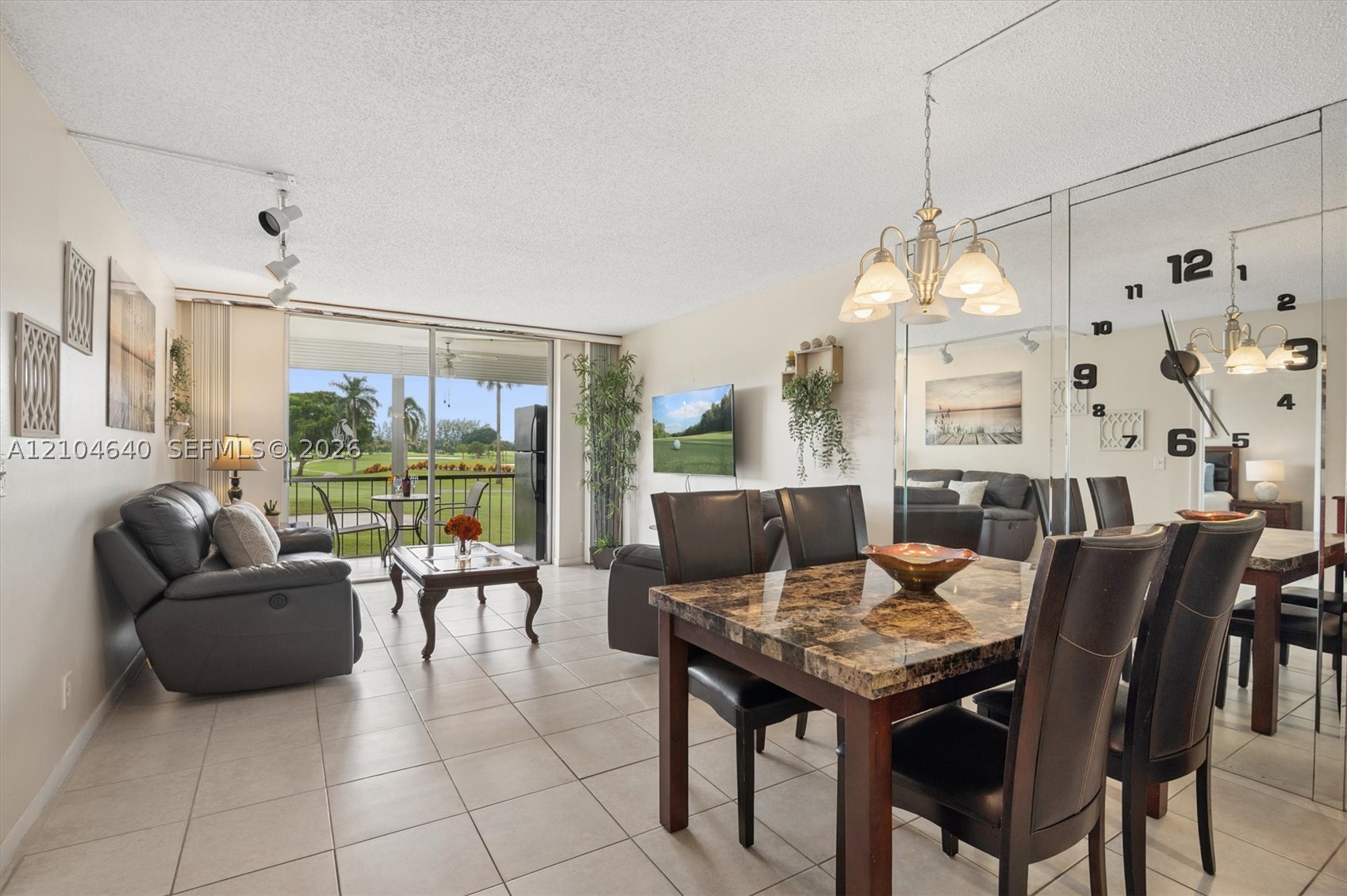 Pembroke Pines photo 4