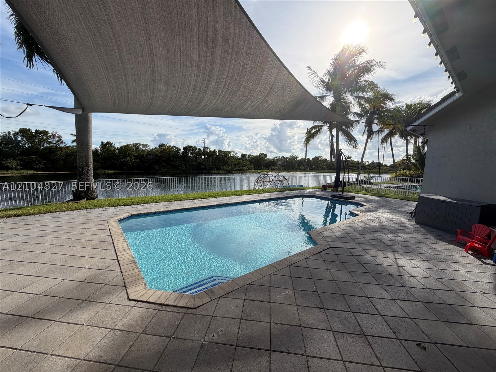 Pembroke Pines photo 4