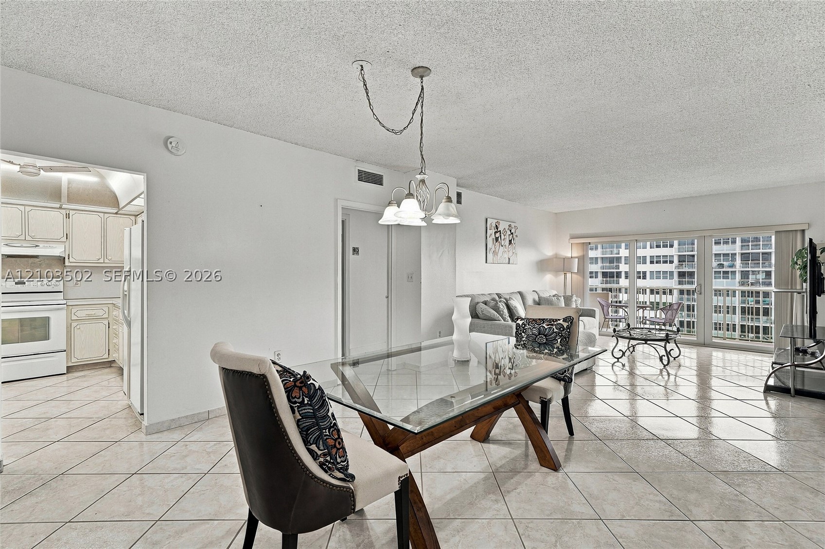 Hallandale Beach photo 3