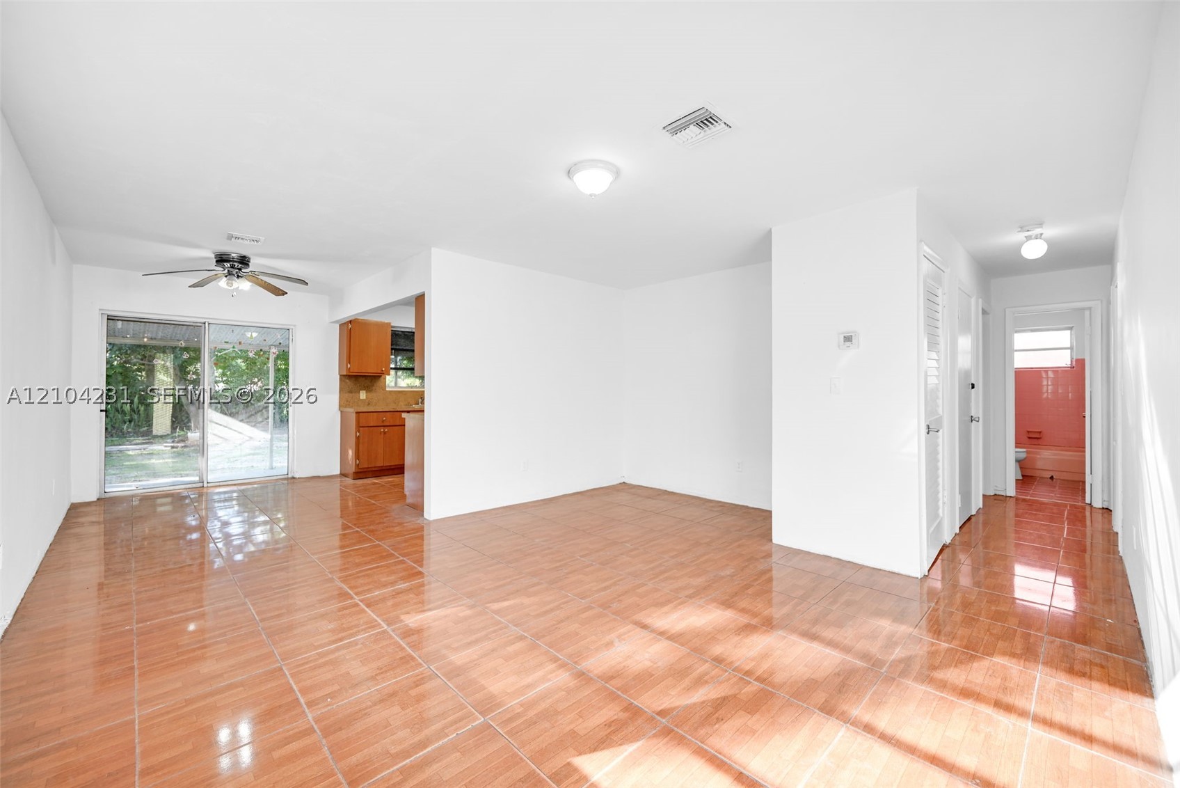 North Miami photo 4