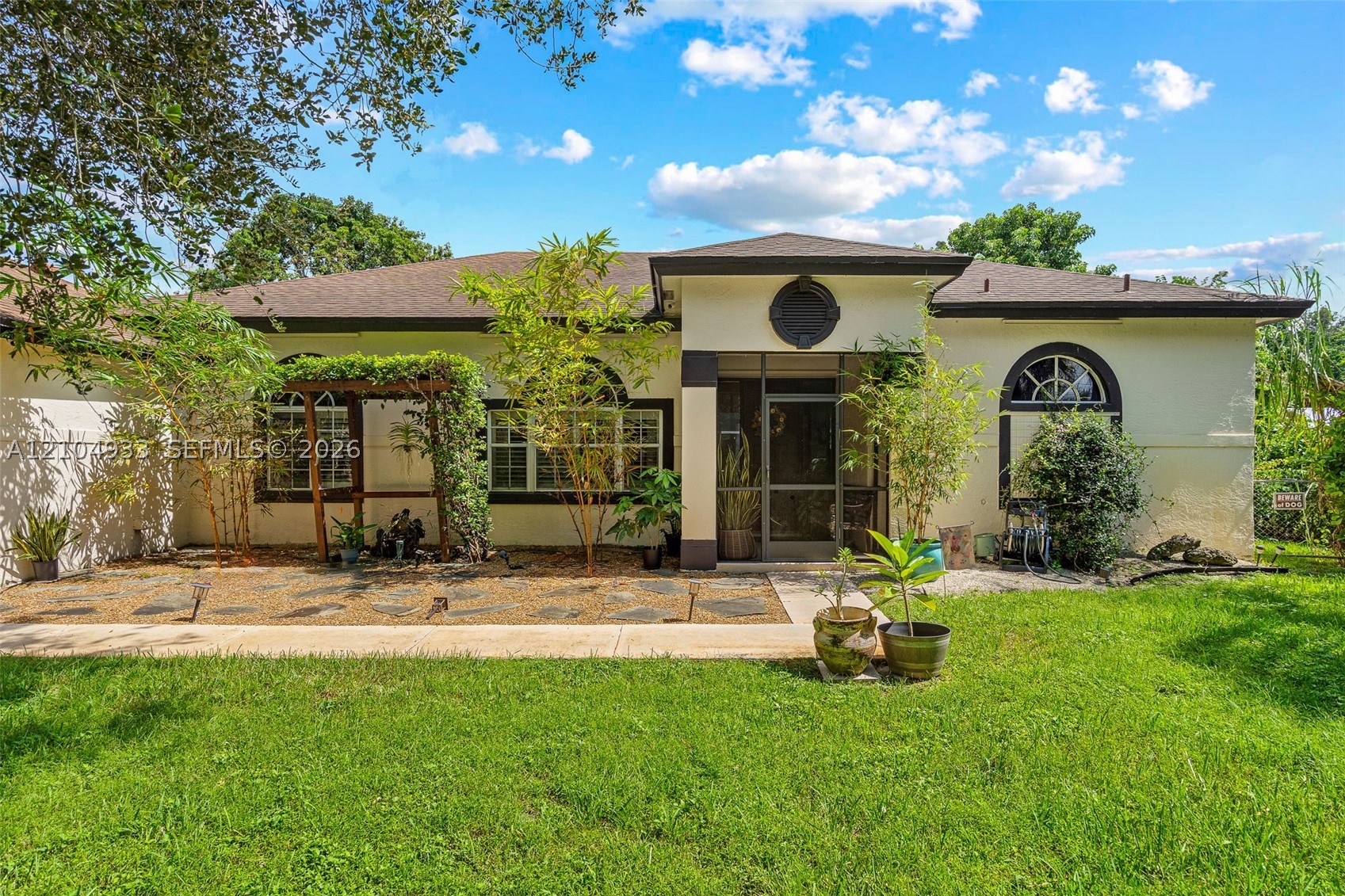 Pembroke Pines photo 4