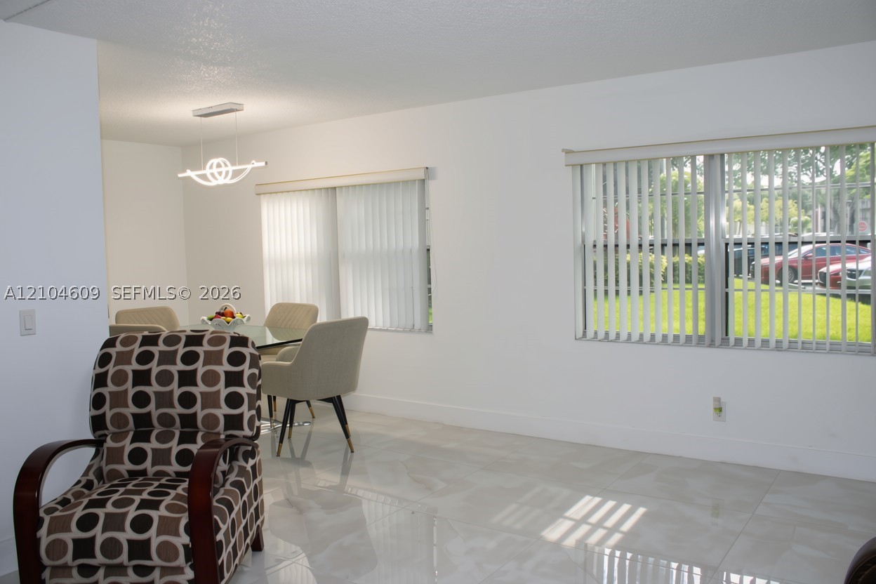 Pembroke Pines photo 4