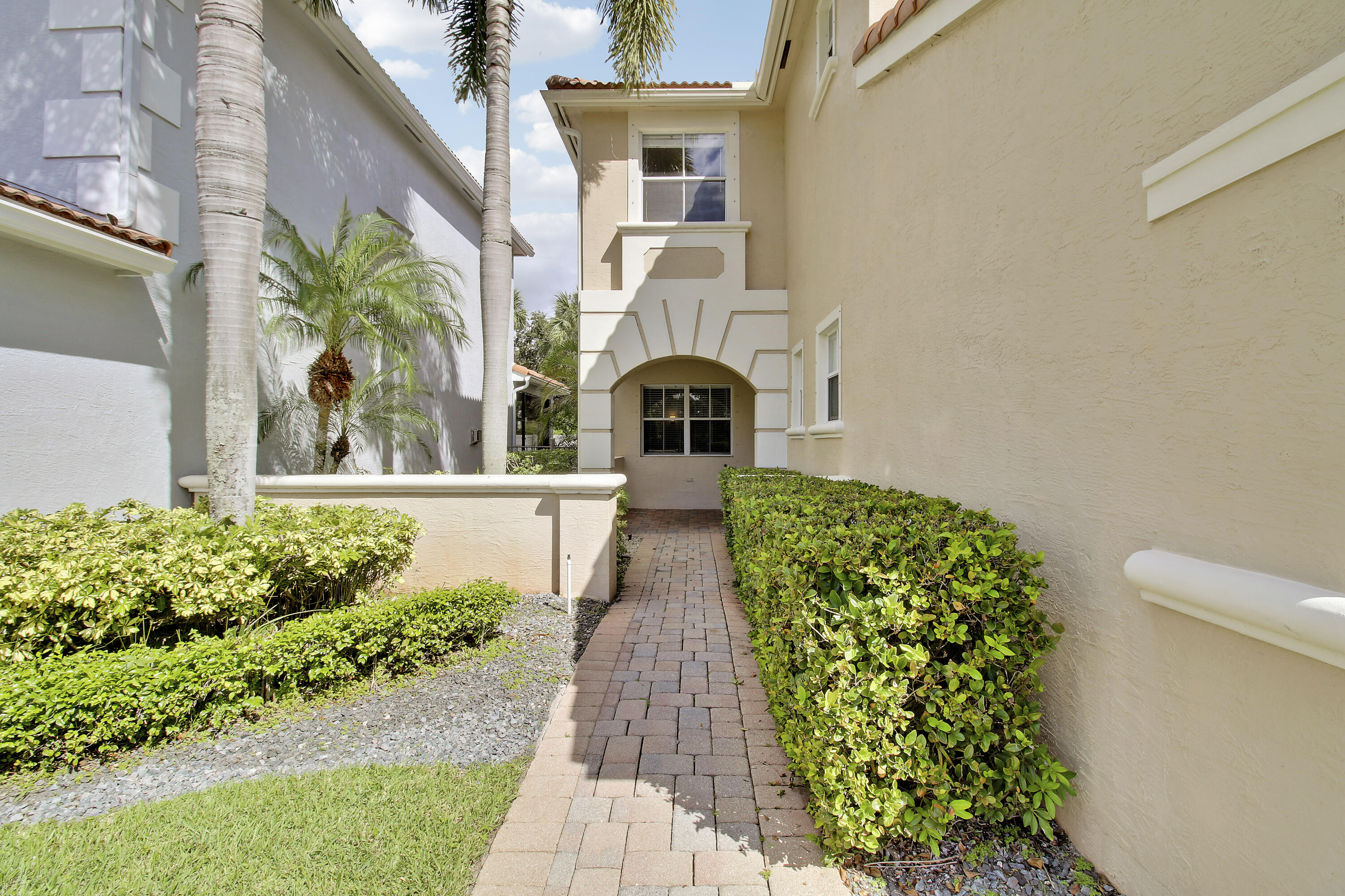Palm Beach Gardens photo 2