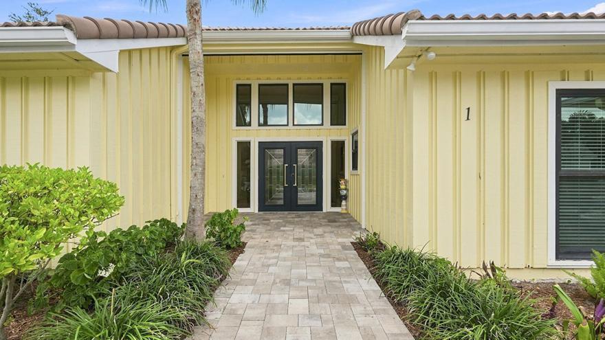 Palm Beach Gardens photo 2