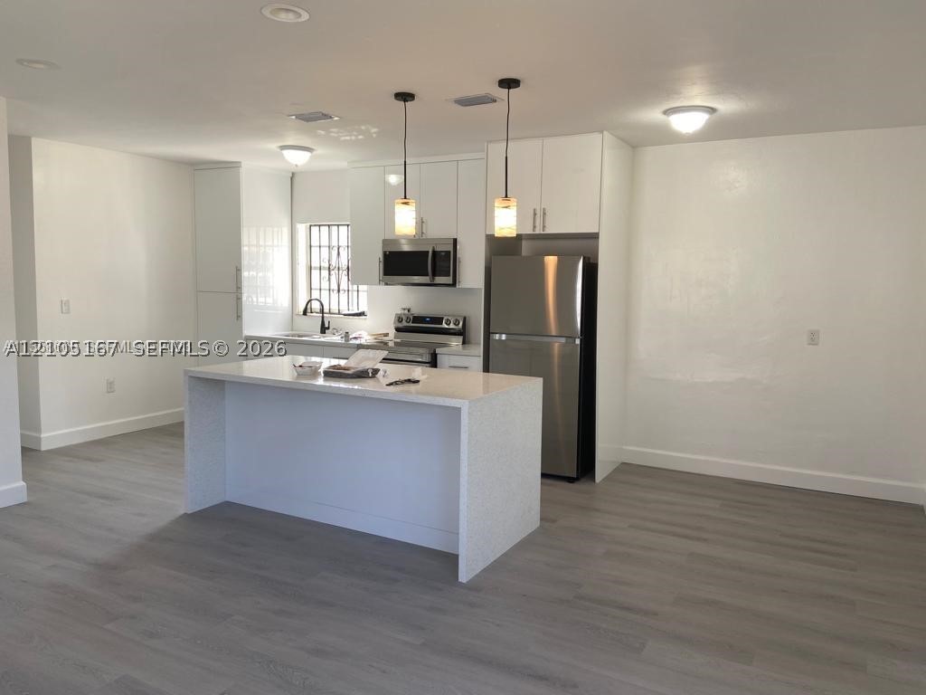 North Miami Beach photo 4