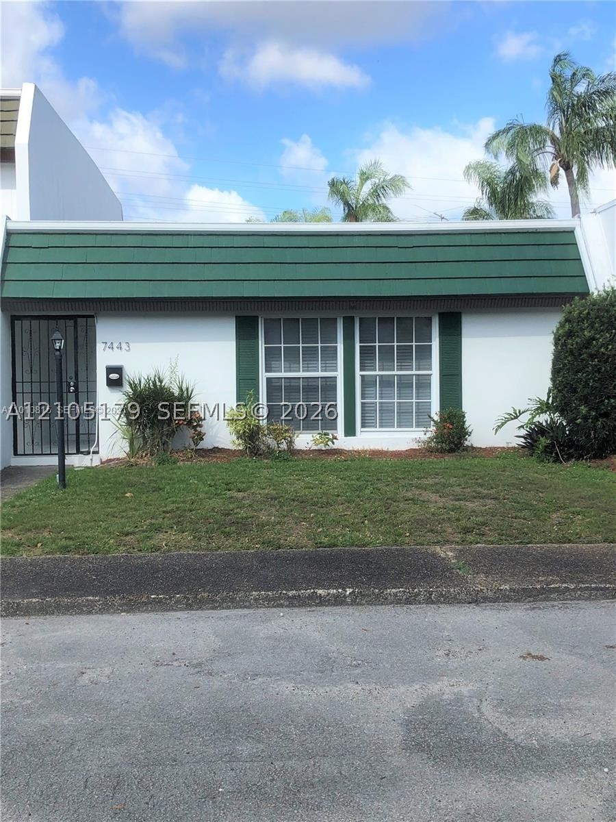Miami Lakes photo 1