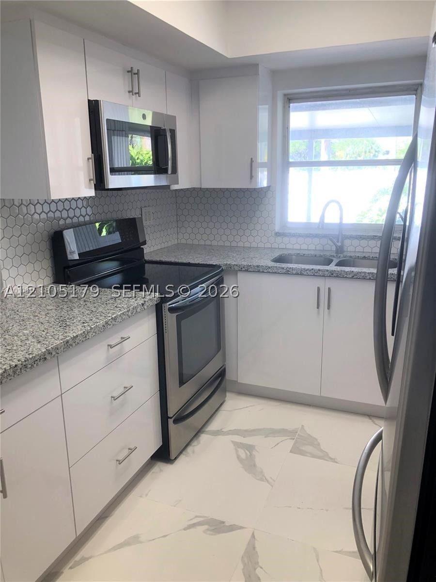 Miami Lakes photo 4