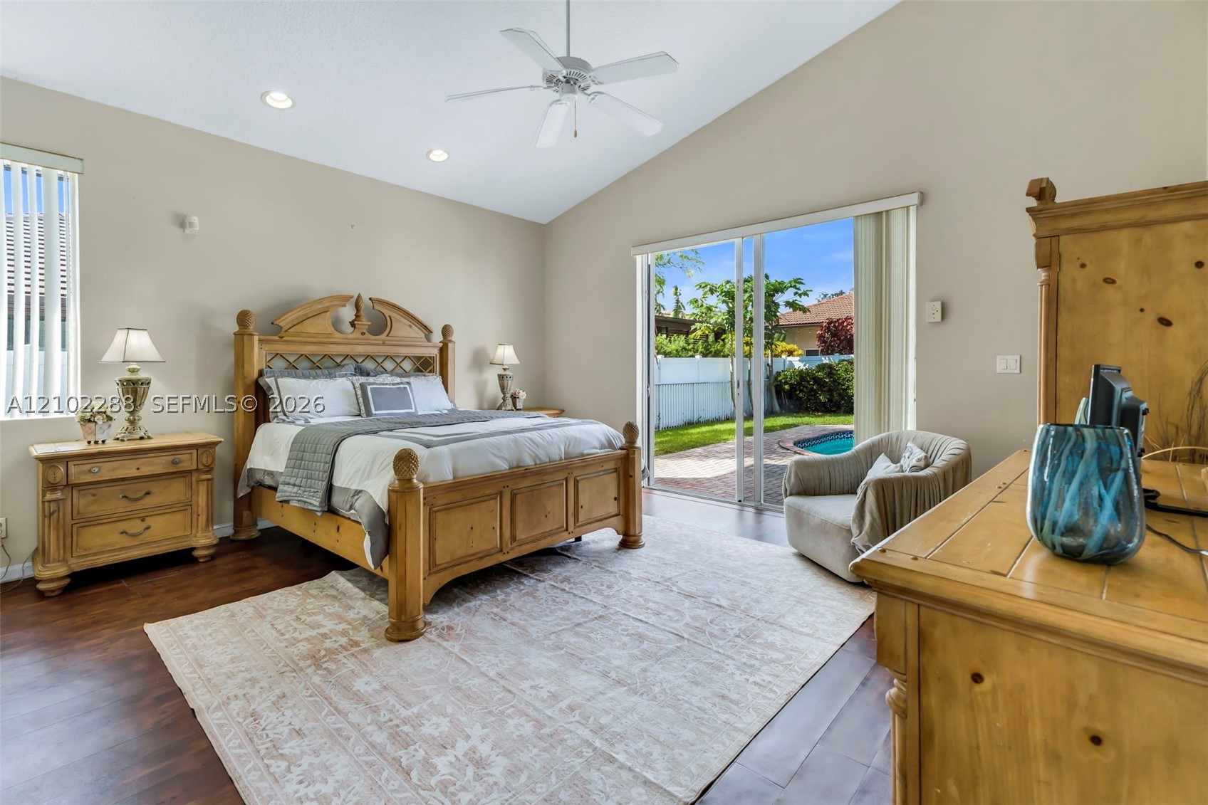 Pembroke Pines photo 4