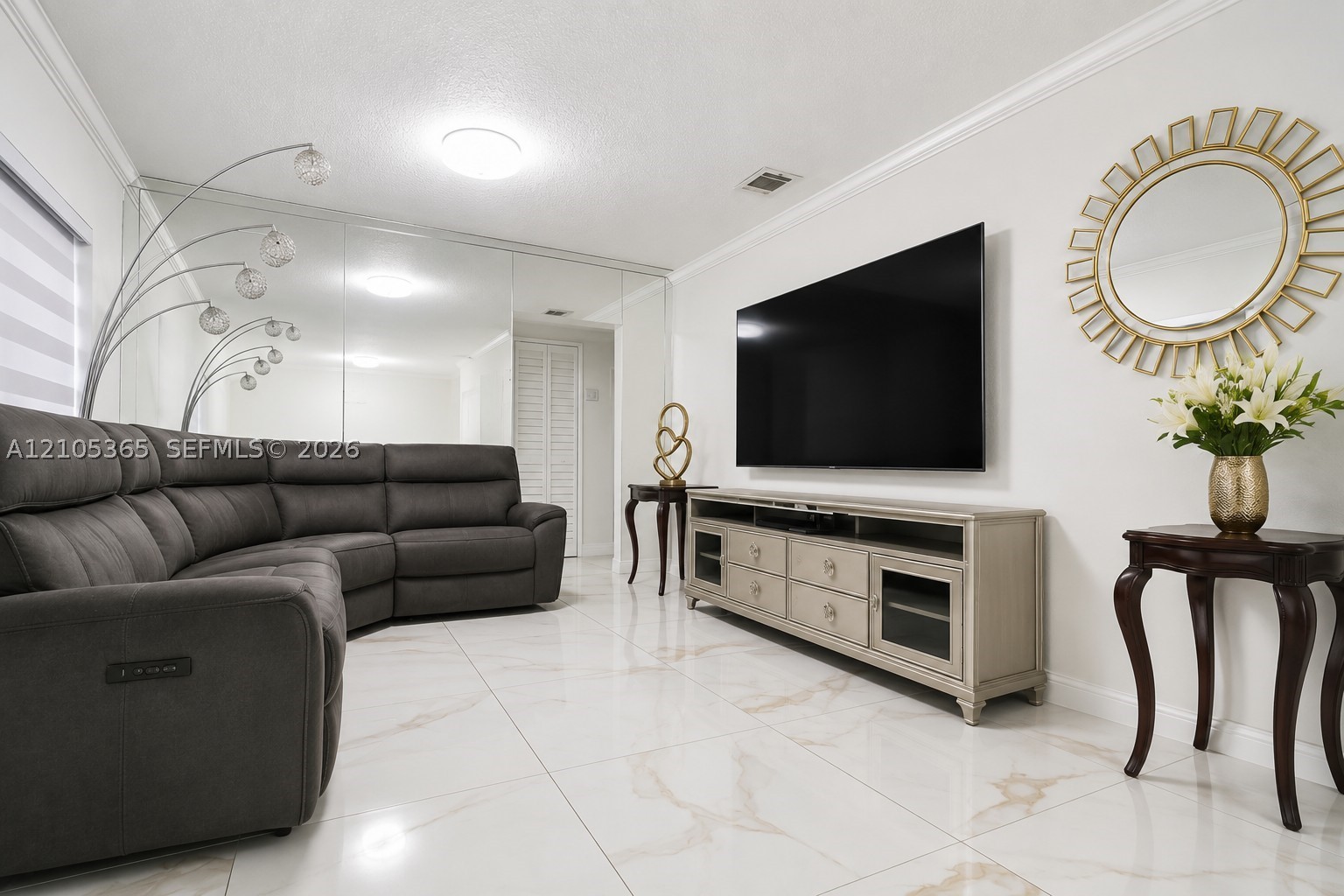Hialeah photo 5