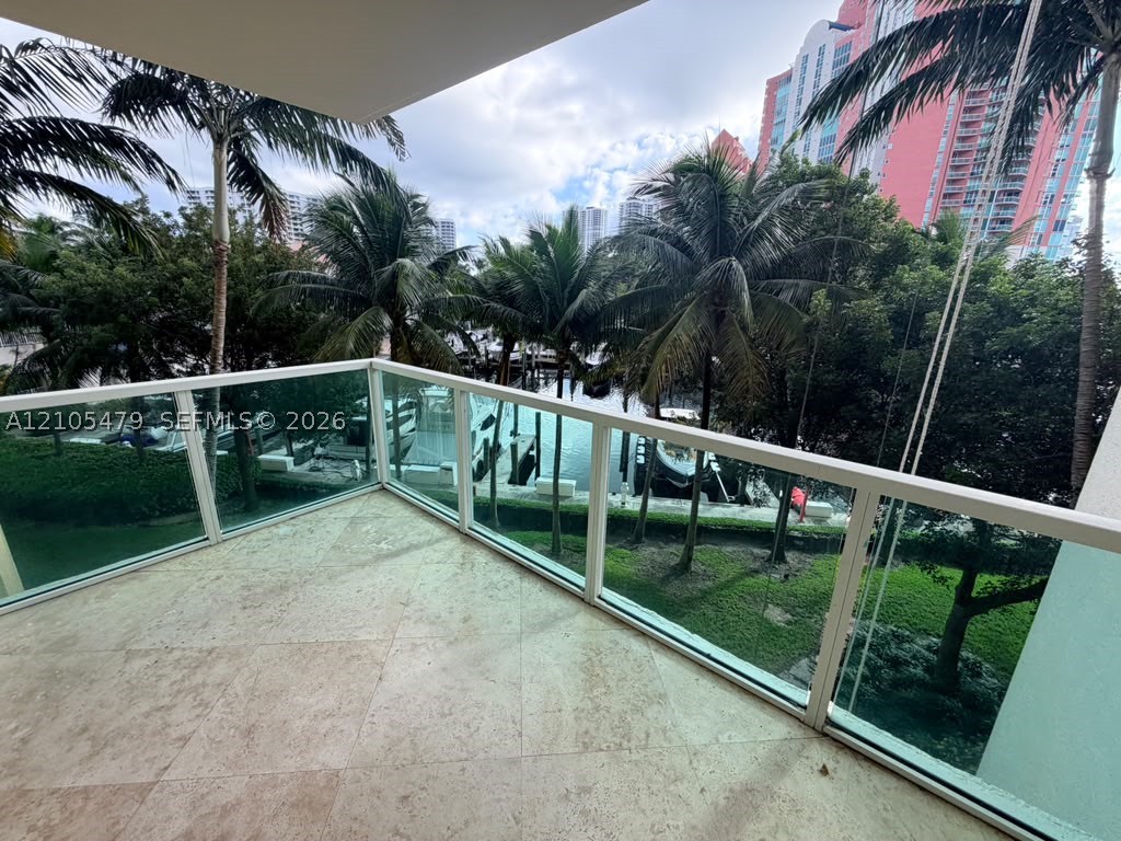 Aventura photo 4