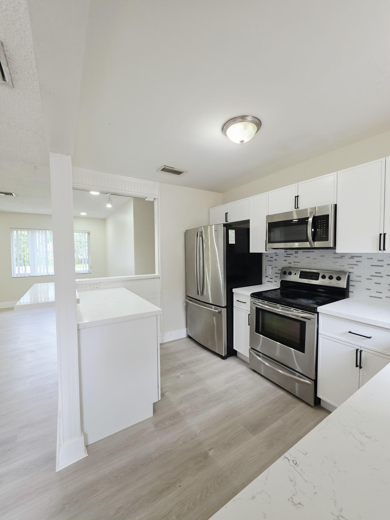 Wilton Manors photo 4
