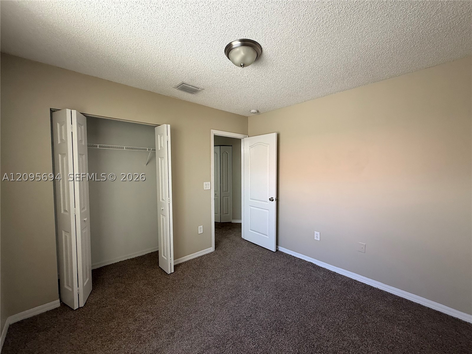 Miramar photo 3