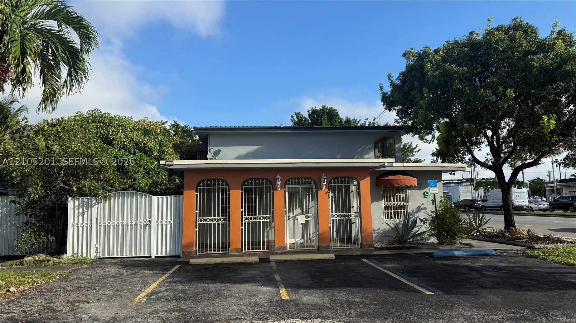 Hialeah photo 2