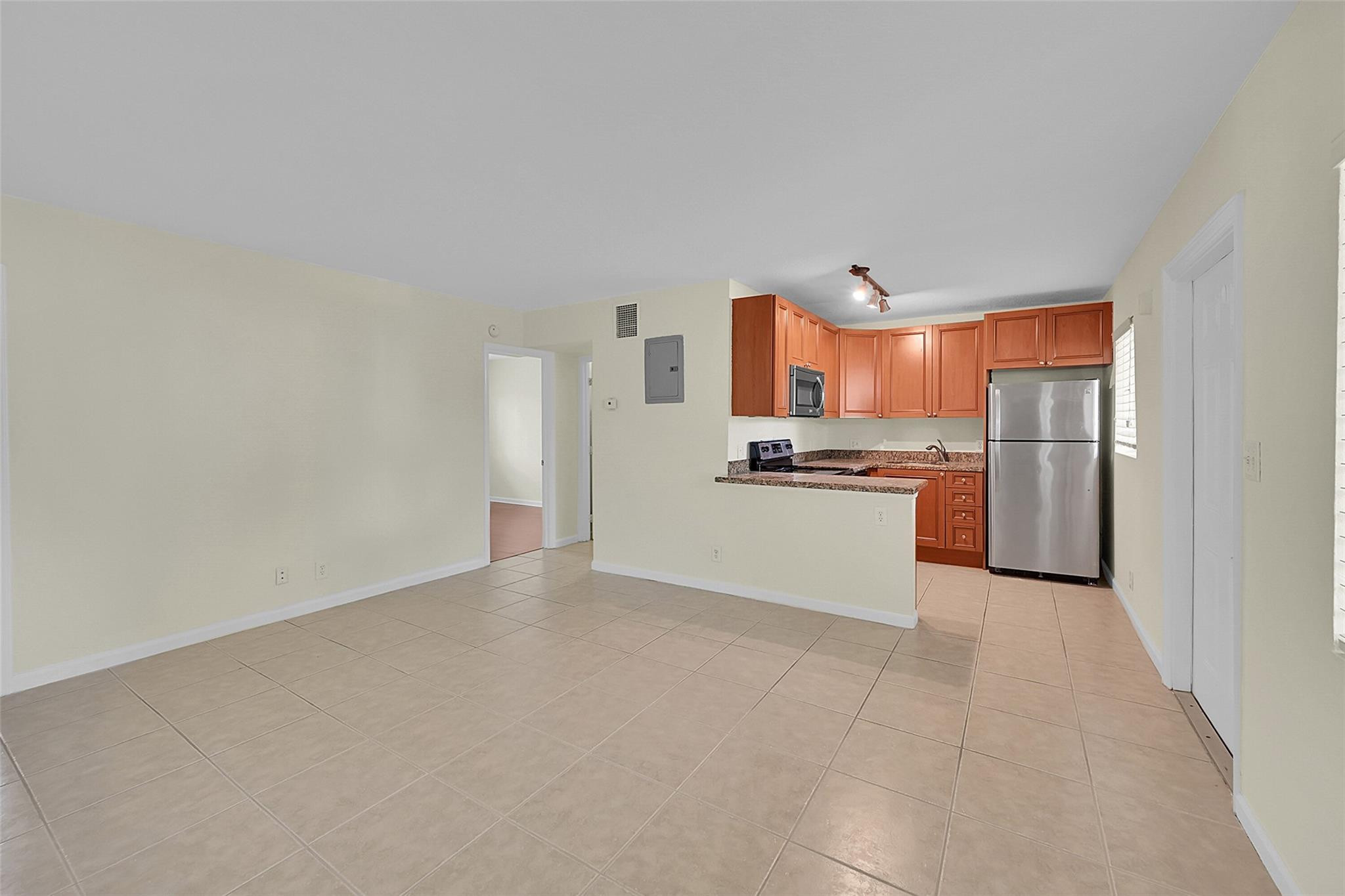 Wilton Manors photo 3