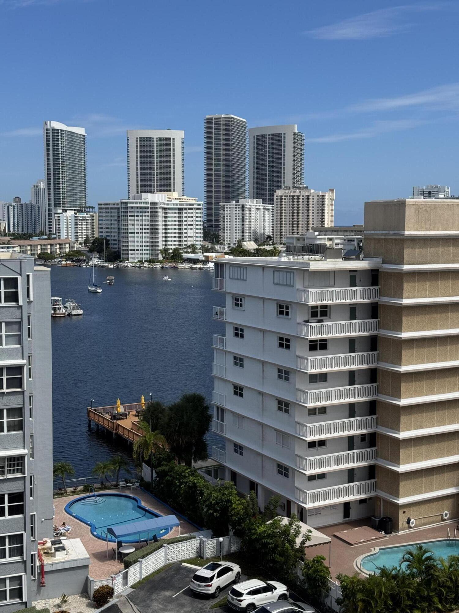 Hallandale Beach photo 3