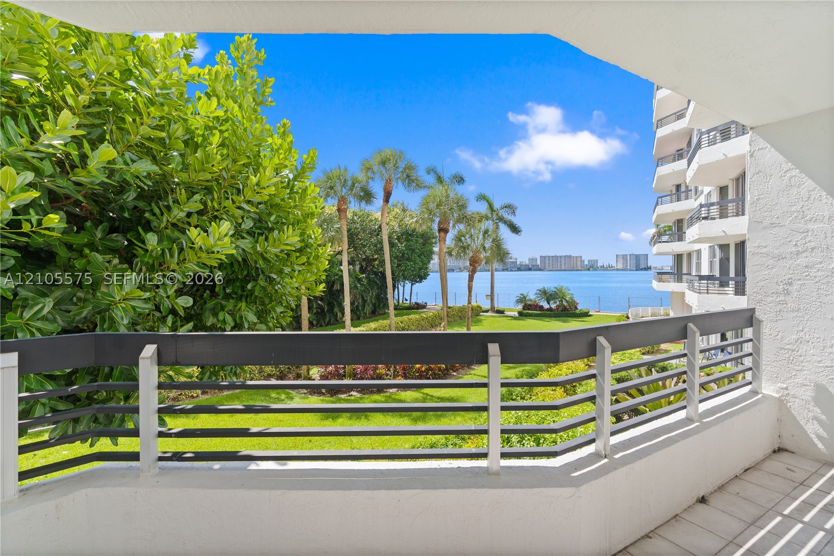 Aventura photo 2