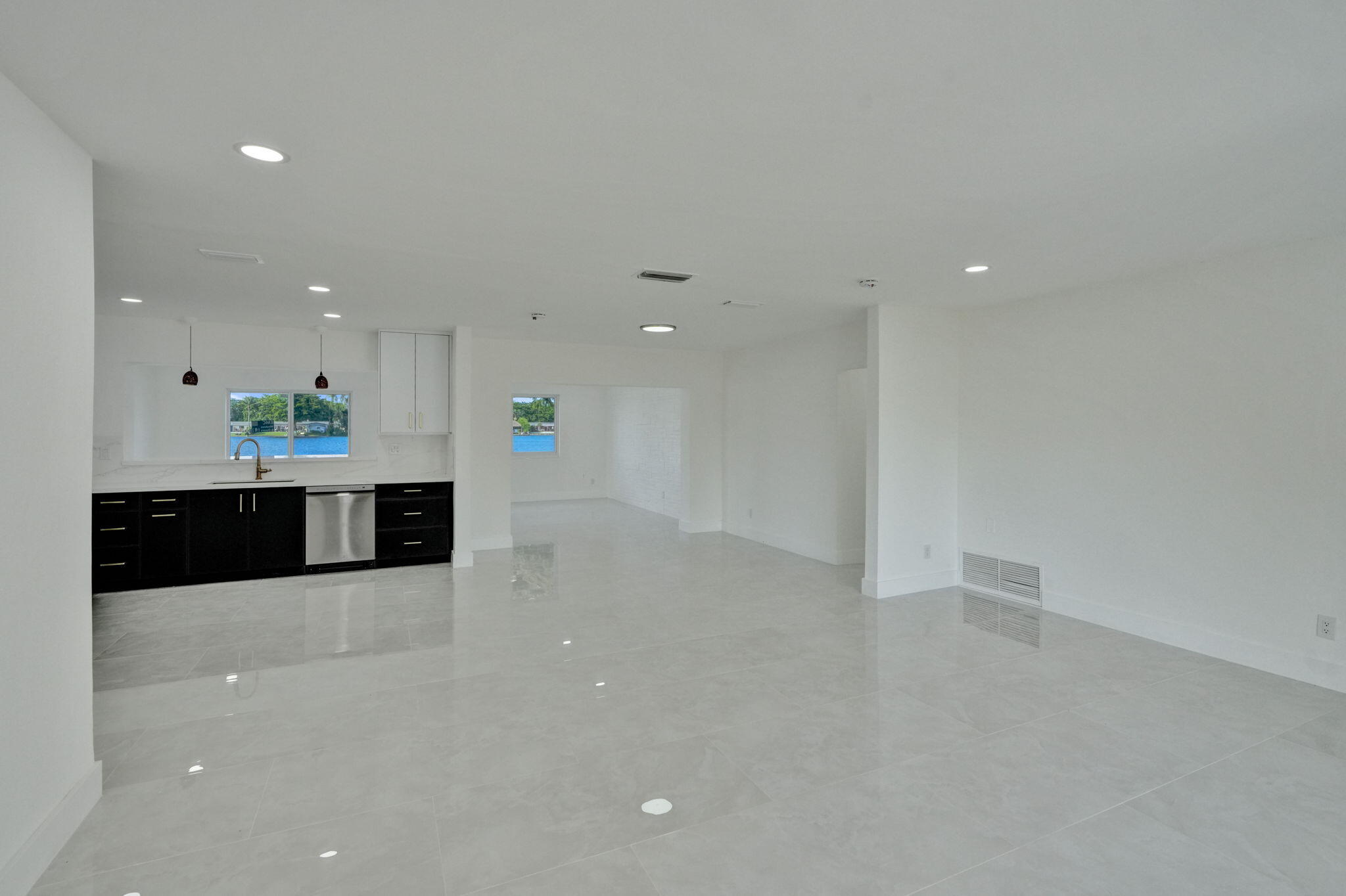 Pembroke Pines photo 4