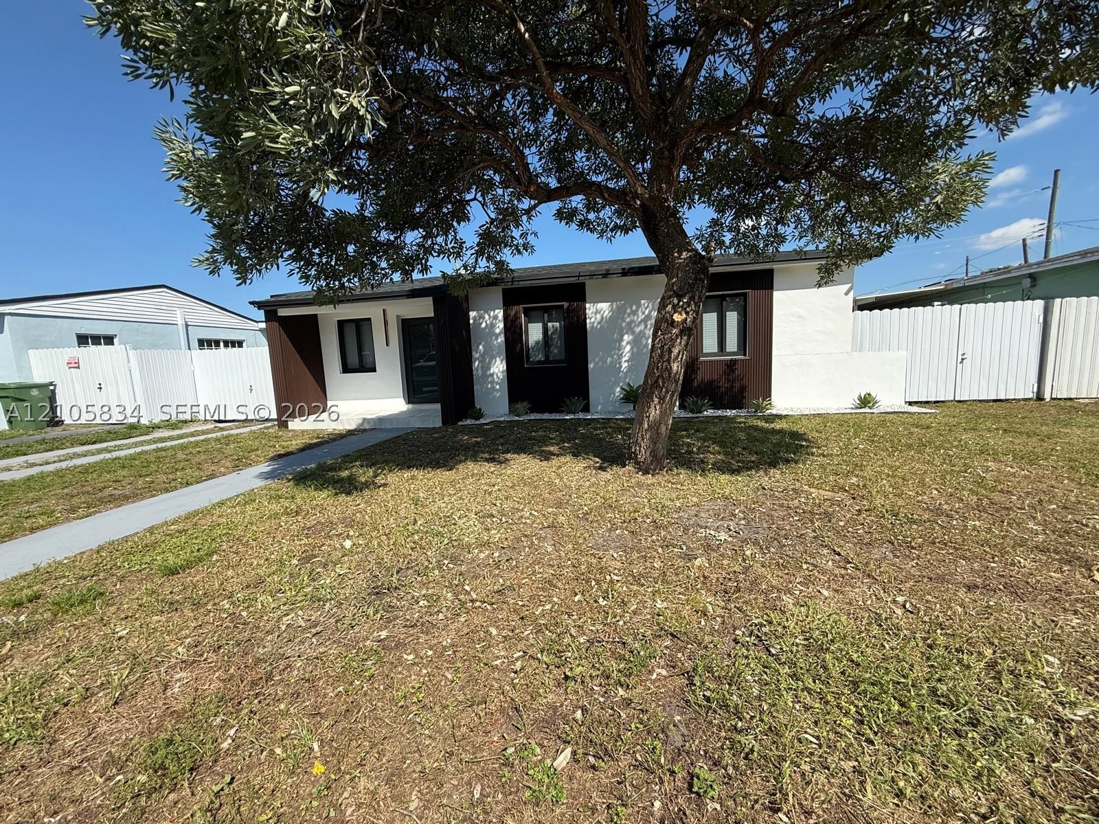 Hialeah photo 5