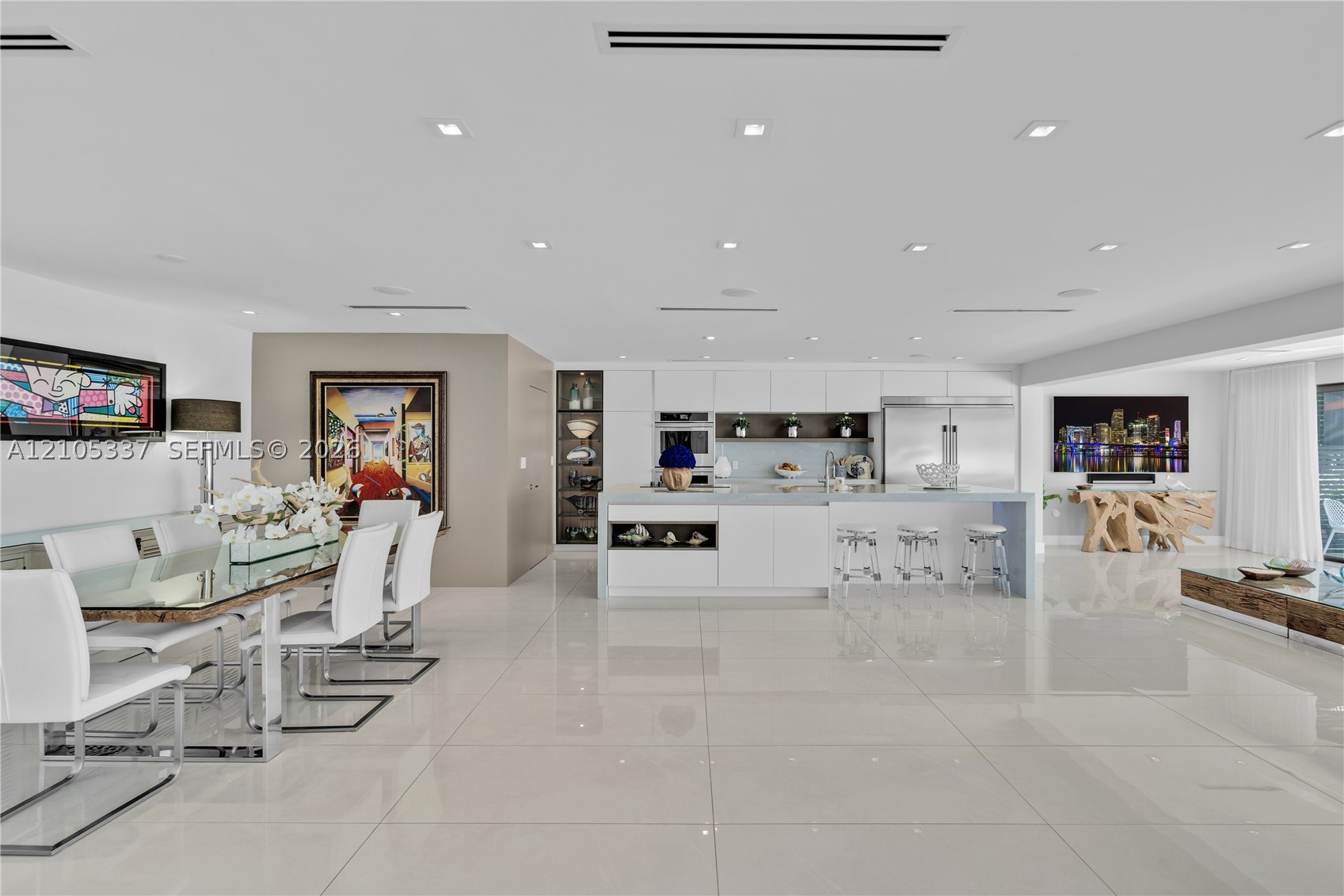 North Miami Beach photo 3
