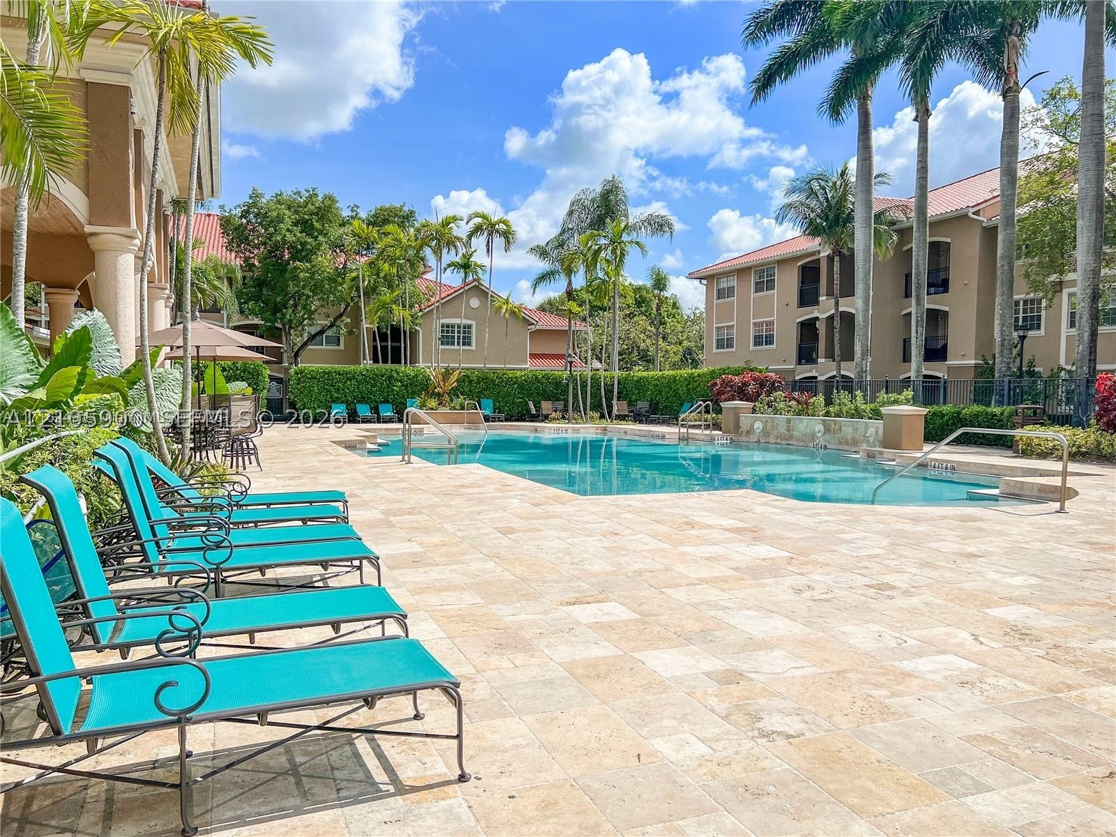 Pembroke Pines photo 2