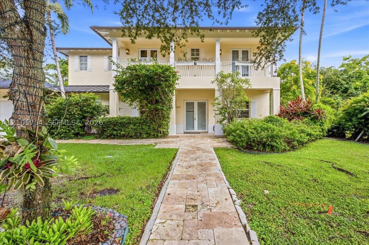 South Miami photo 4