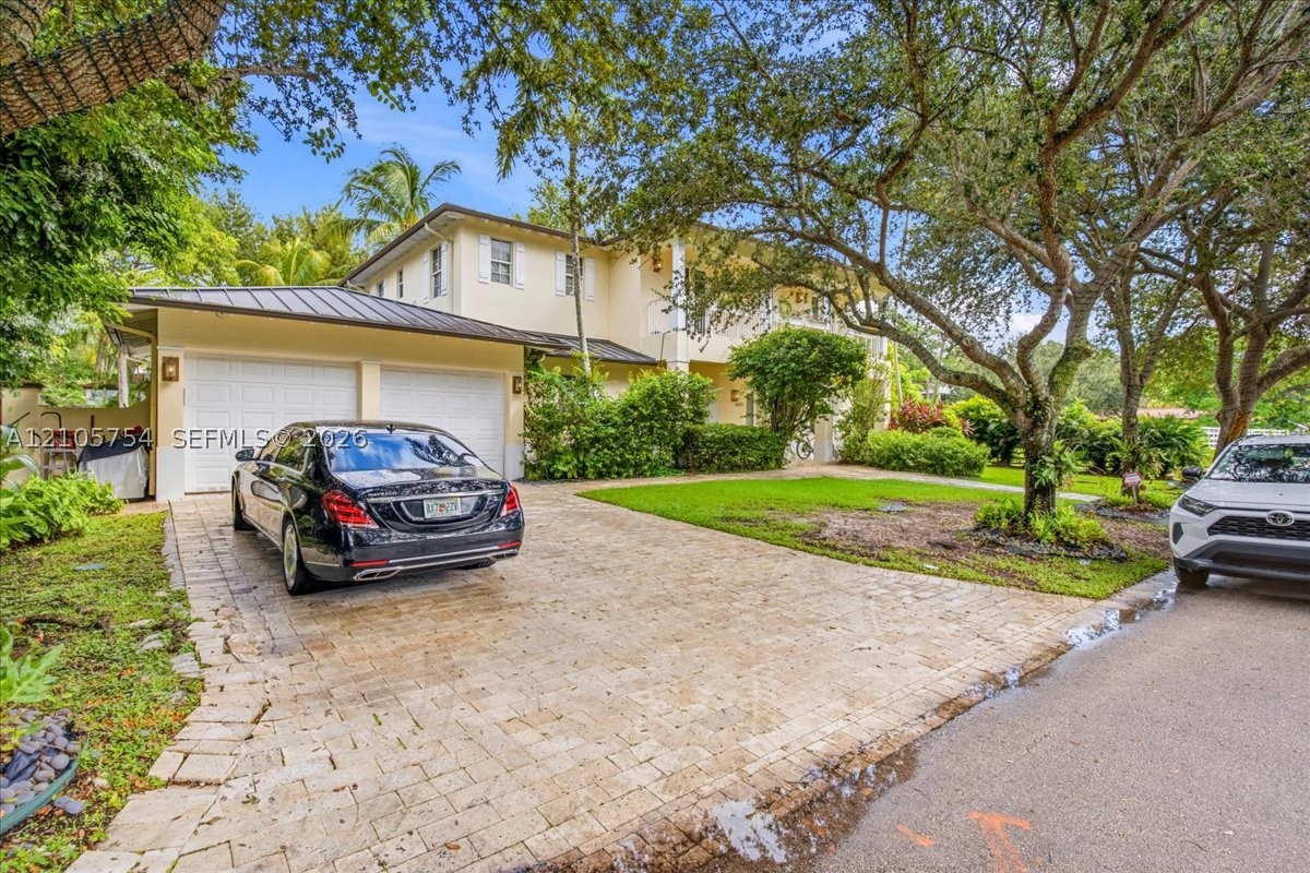 South Miami photo 5