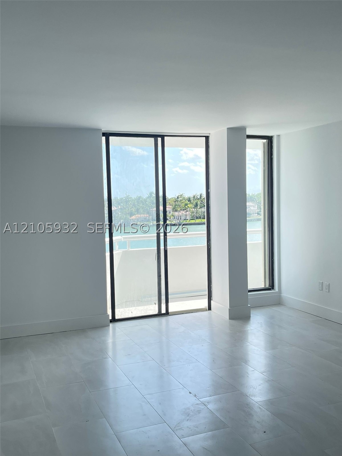 Miami Beach photo 2