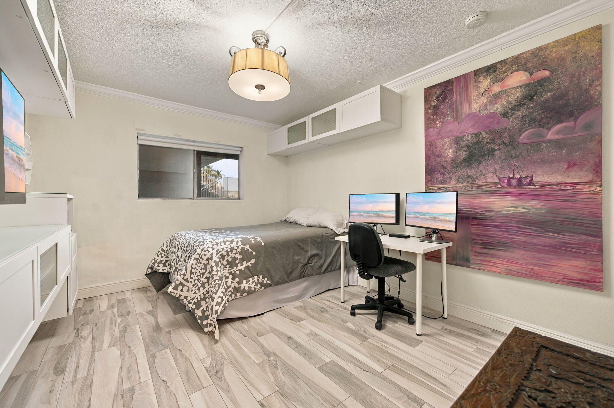 Wilton Manors photo 4