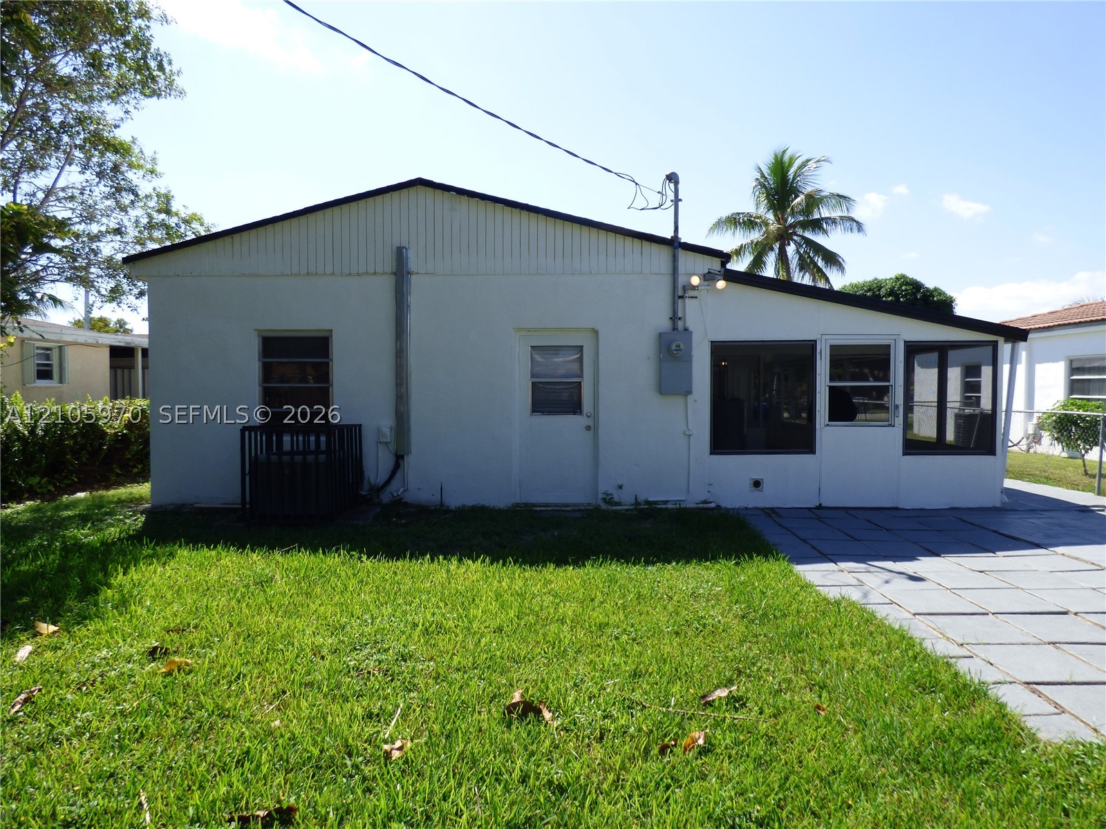 North Miami Beach photo 5
