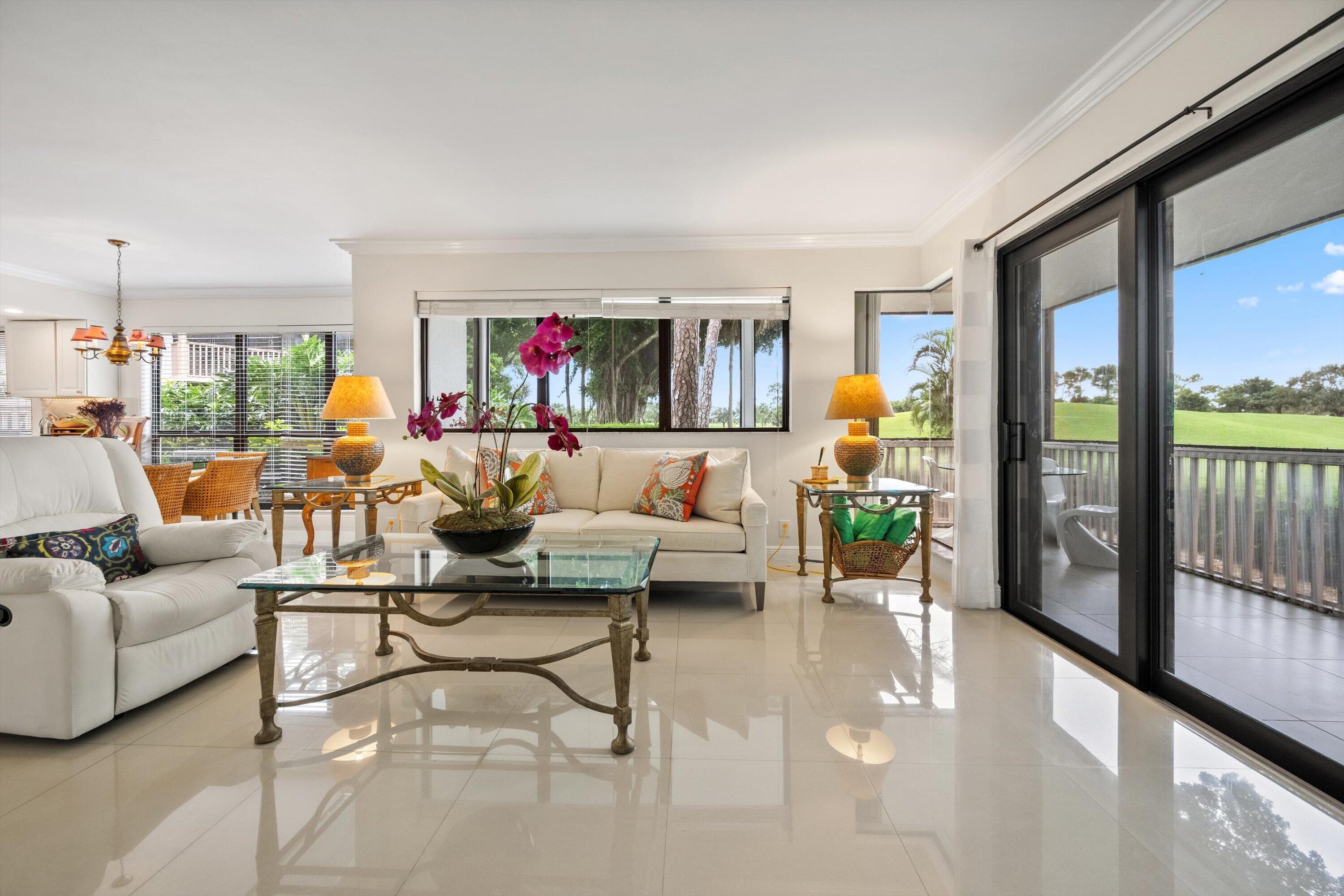 Palm Beach Gardens photo 2