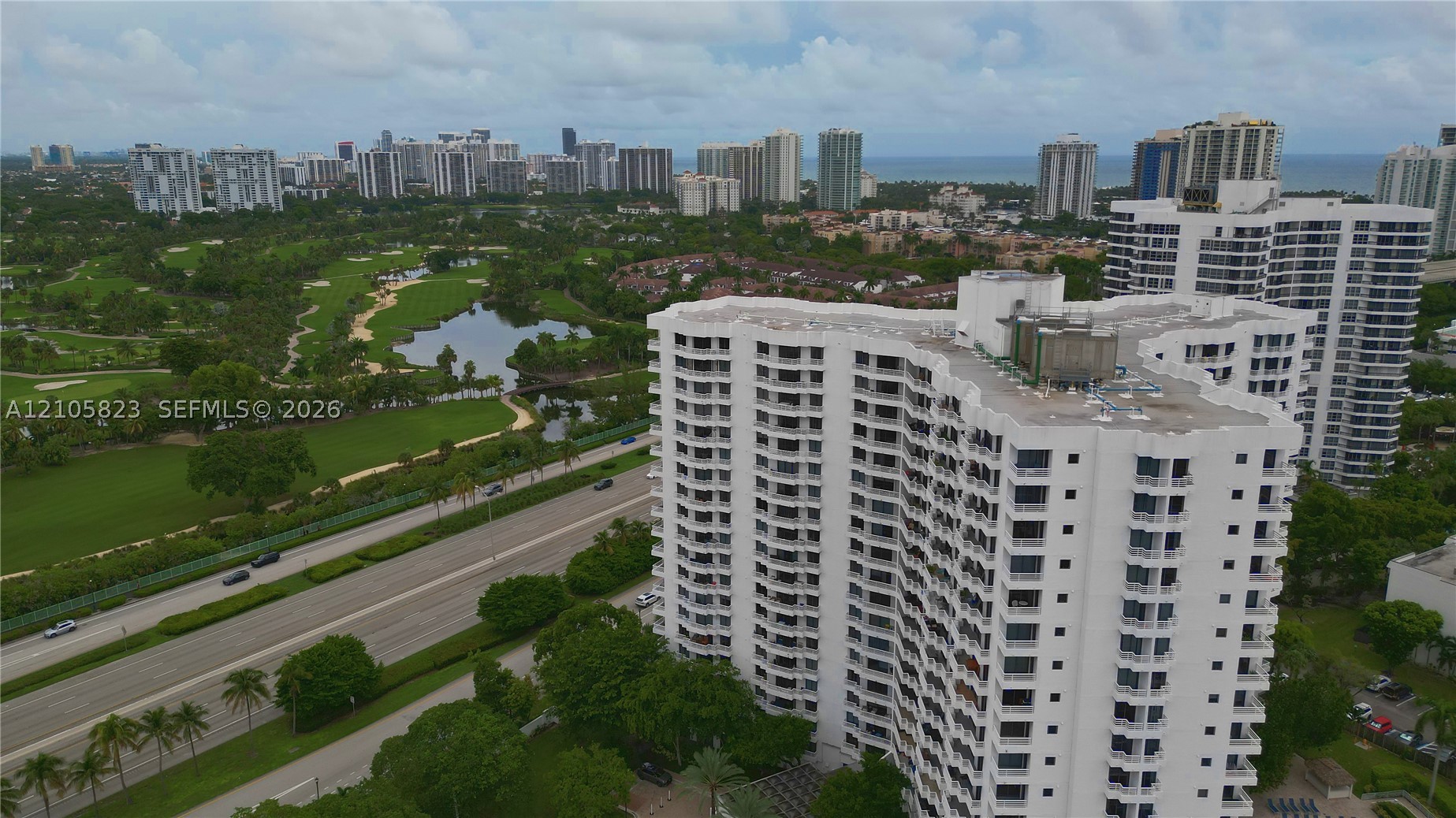Aventura photo 3