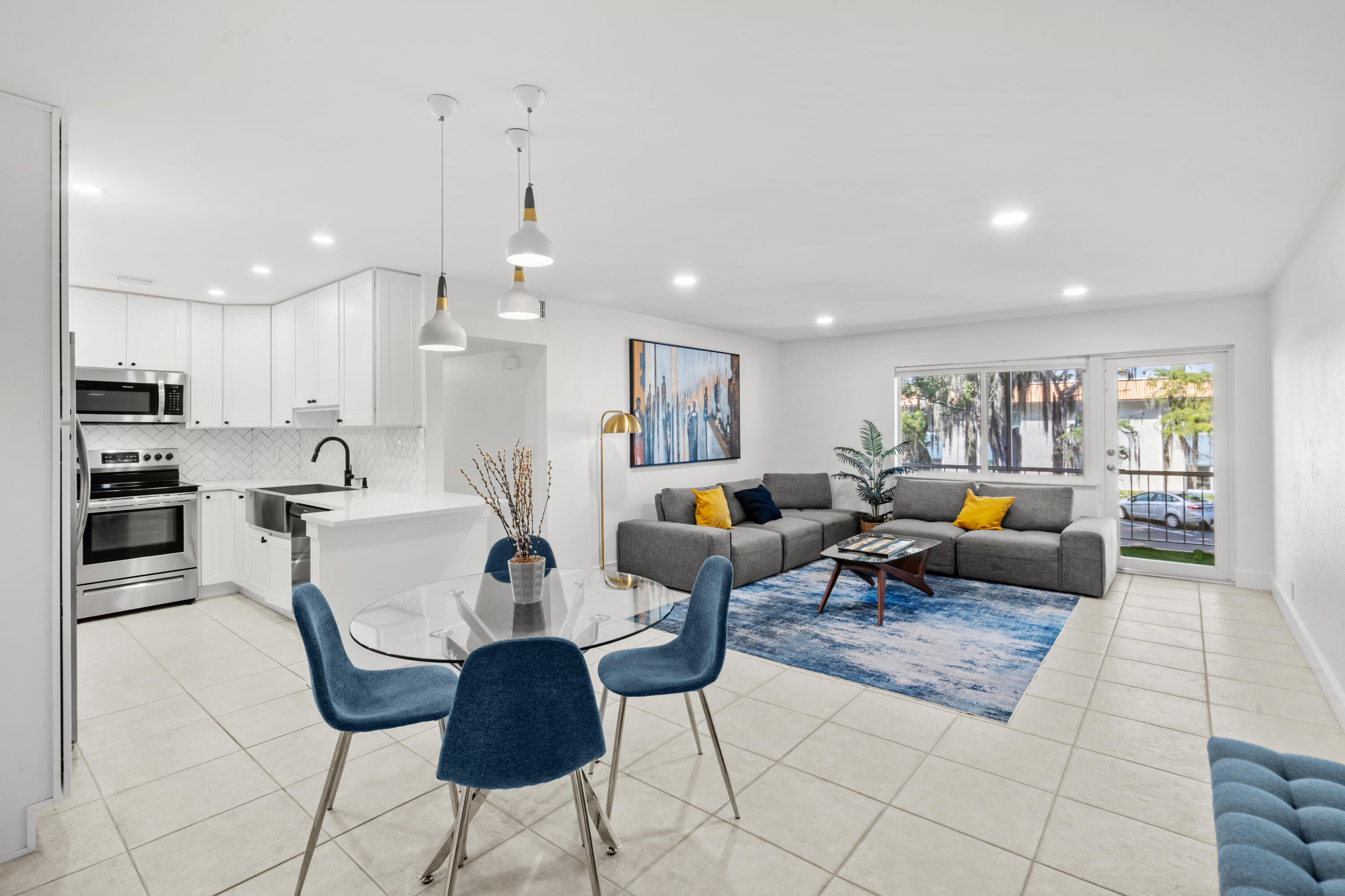 Wilton Manors photo 2