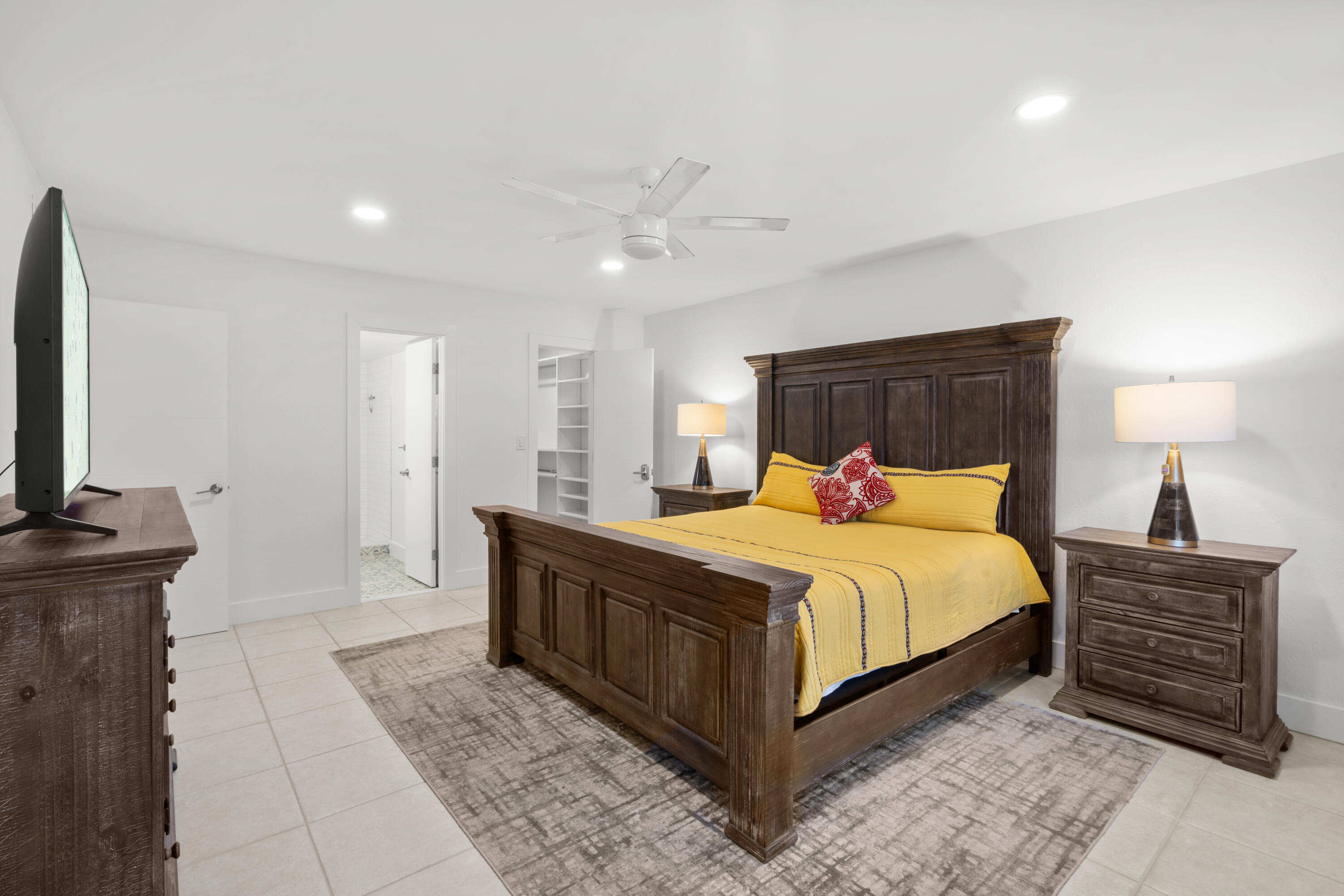 Wilton Manors photo 3