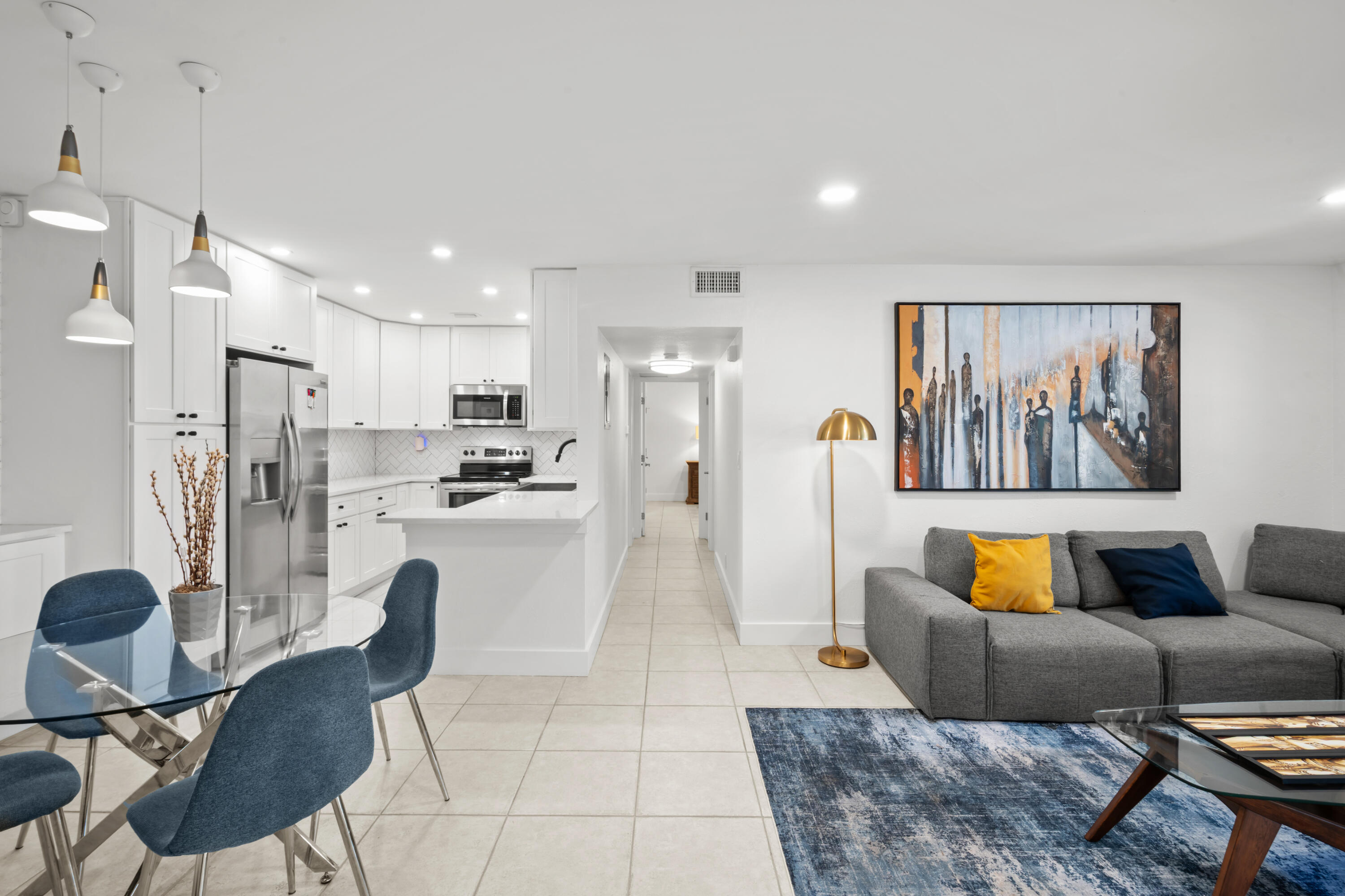 Wilton Manors photo 4