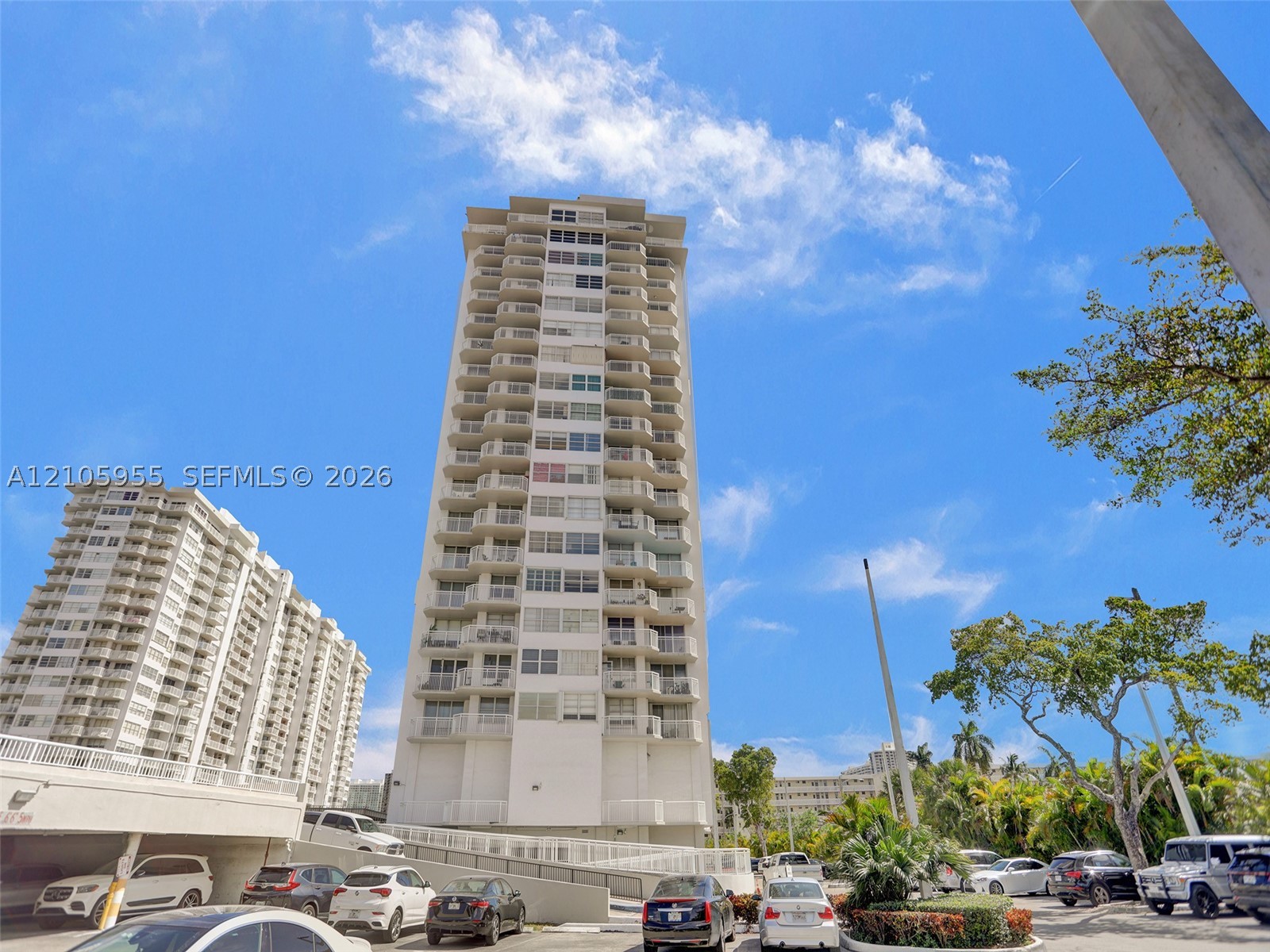 Aventura photo 2