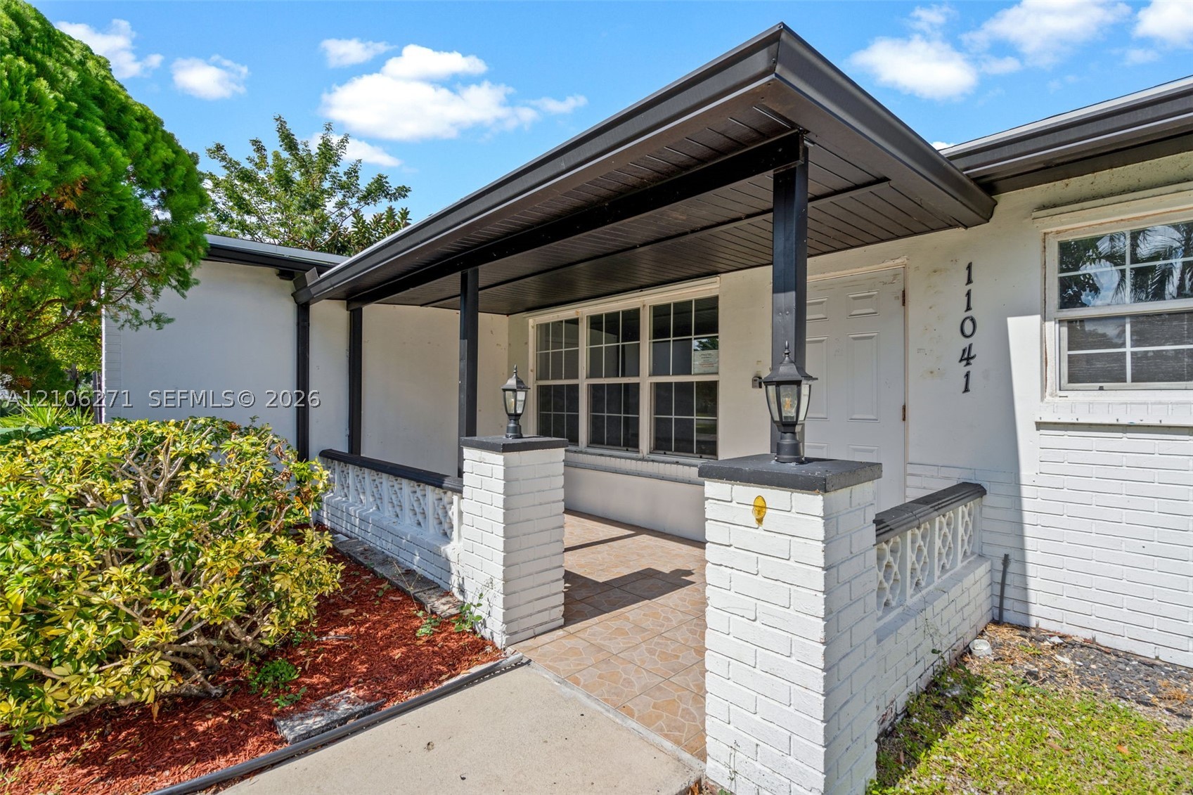 Pembroke Pines photo 5