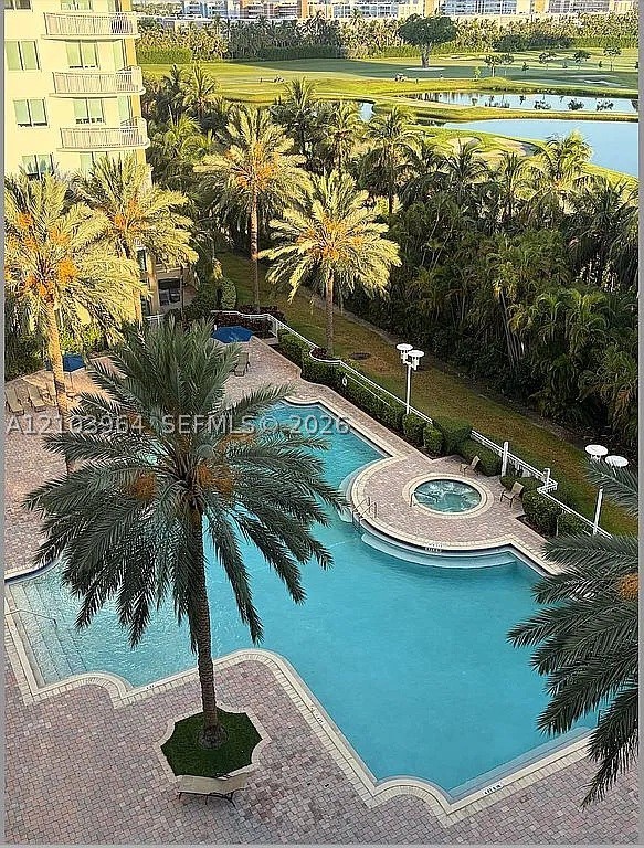 Hallandale Beach photo 2