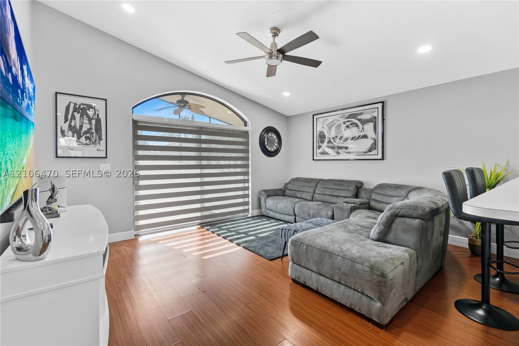 Pembroke Pines photo 4