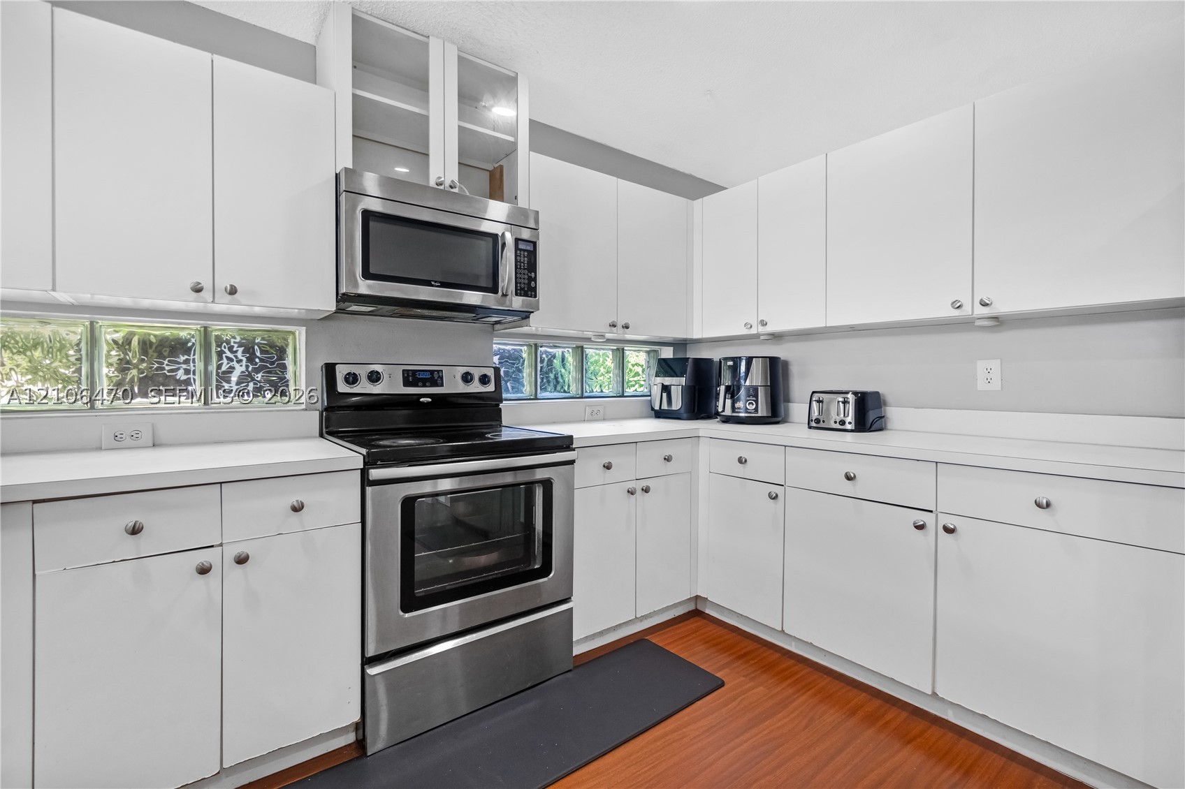 Pembroke Pines photo 5