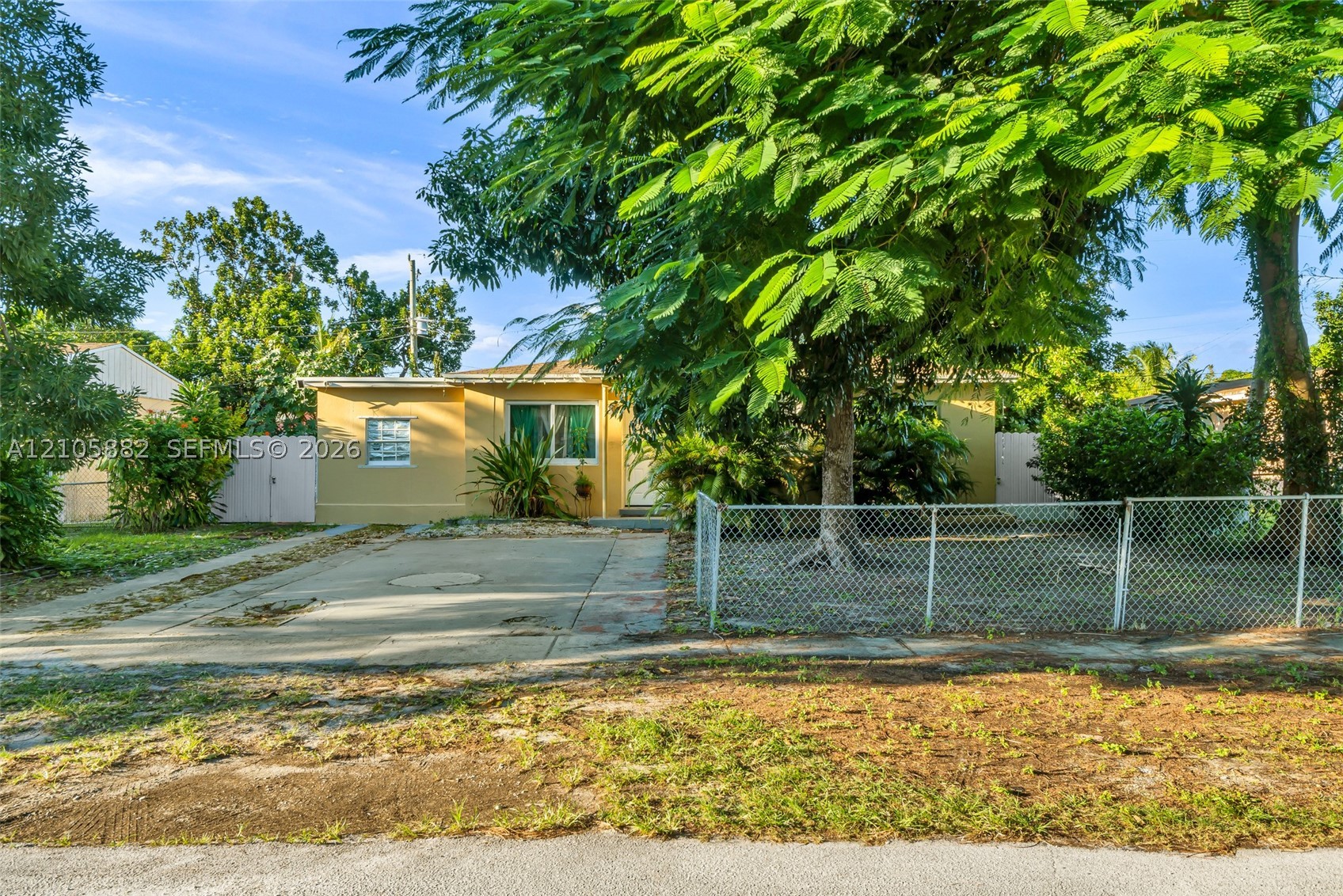 North Miami Beach photo 2