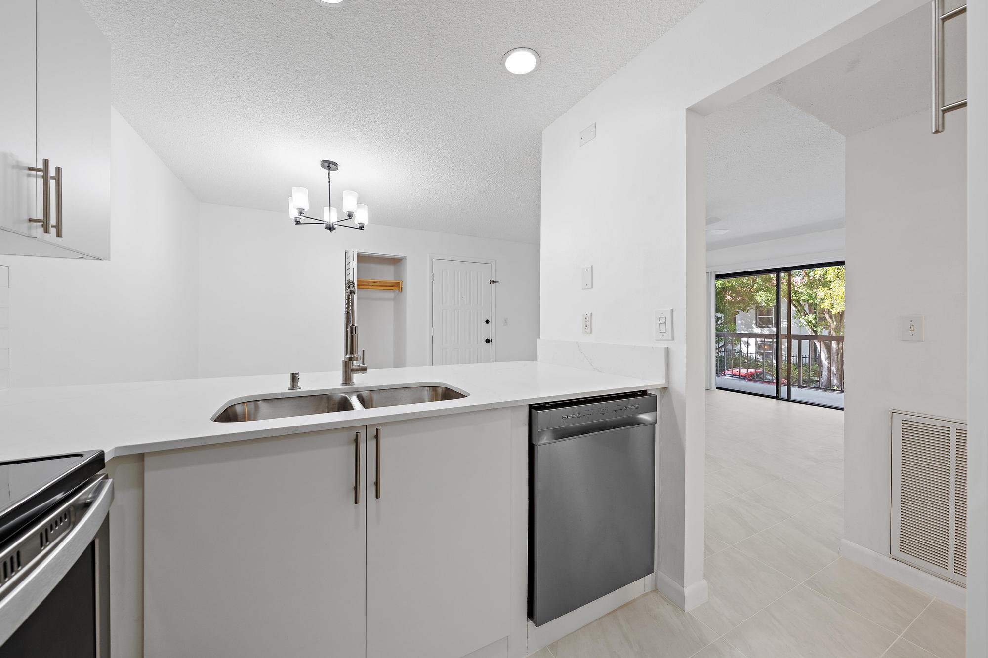 Palm Beach Gardens photo 2
